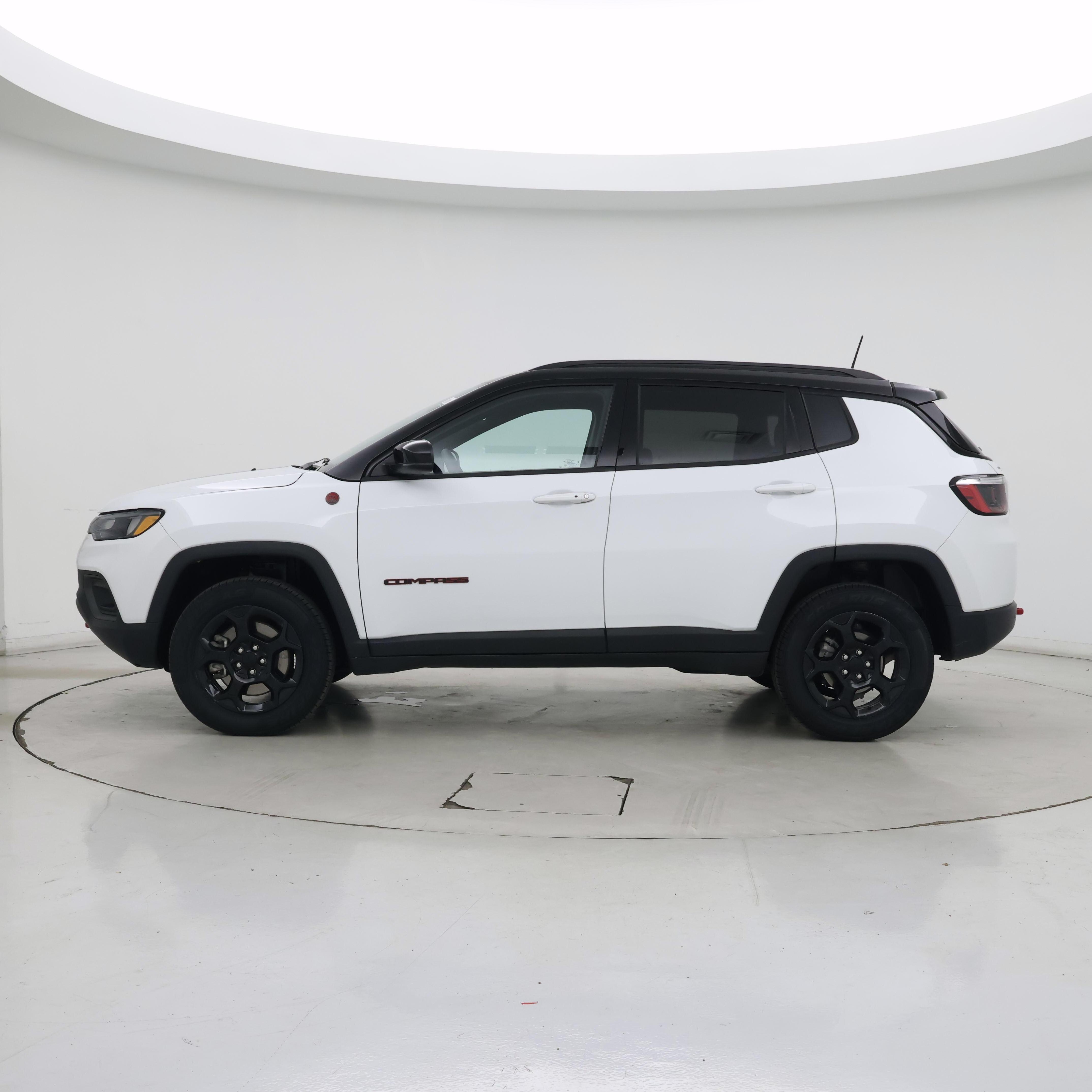 Thumbnail: 2024 Jeep Compass - 3