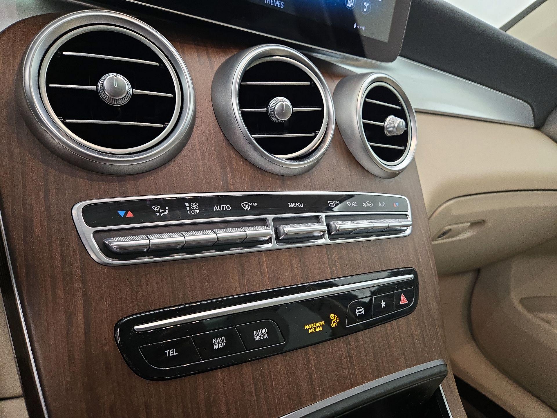 Thumbnail: 2021 Mercedes-Benz GLC - 14