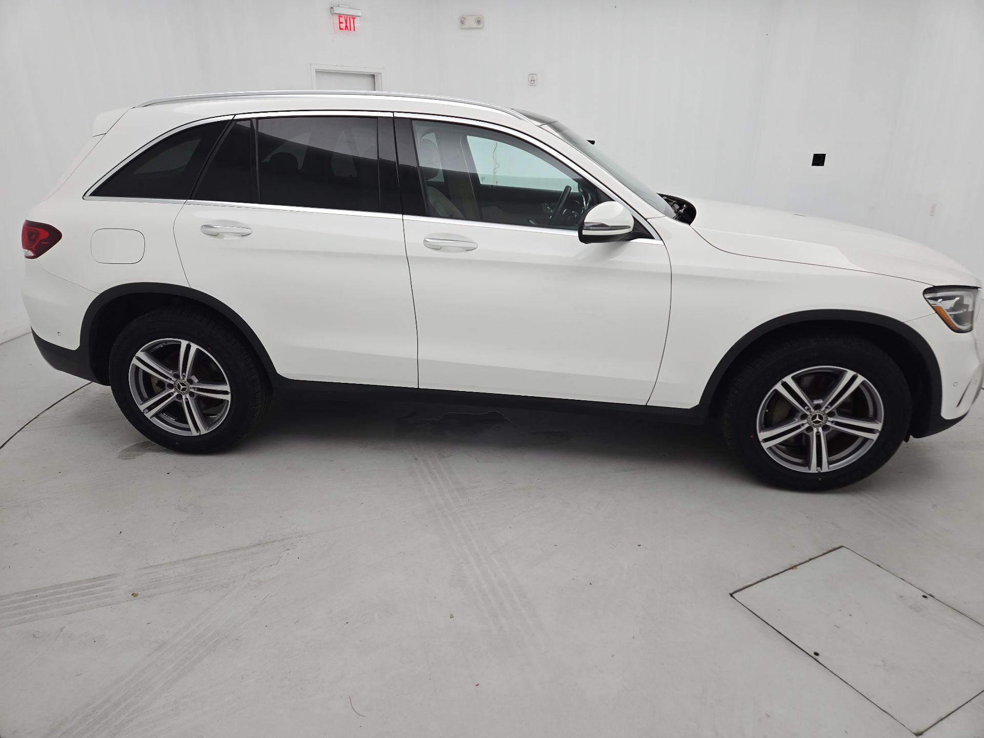 Thumbnail: 2021 Mercedes-Benz GLC - 4