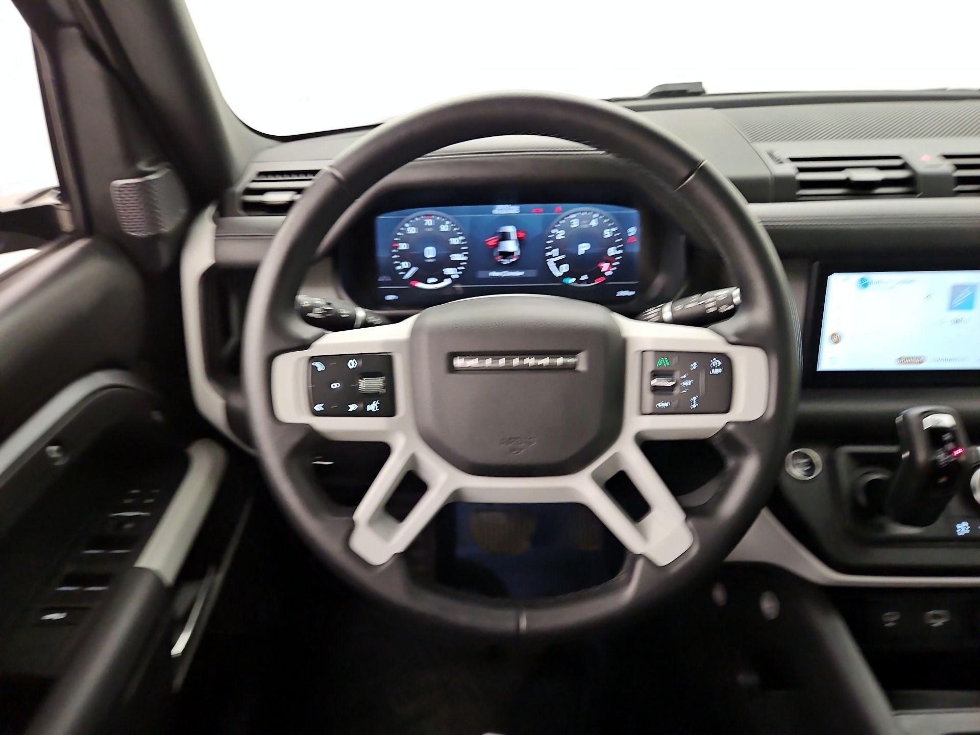 Thumbnail: 2023 Land Rover Defender - 10