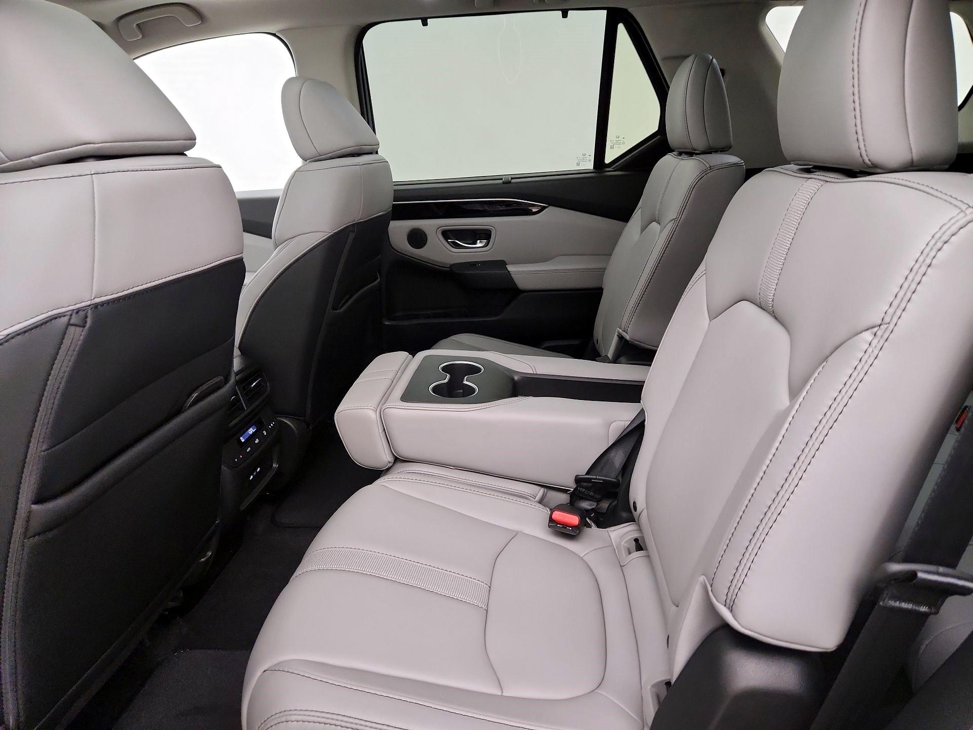 Thumbnail: 2024 Honda Pilot - 20