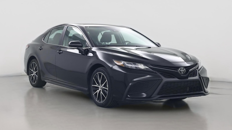 2023 Toyota Camry SE Hero Image