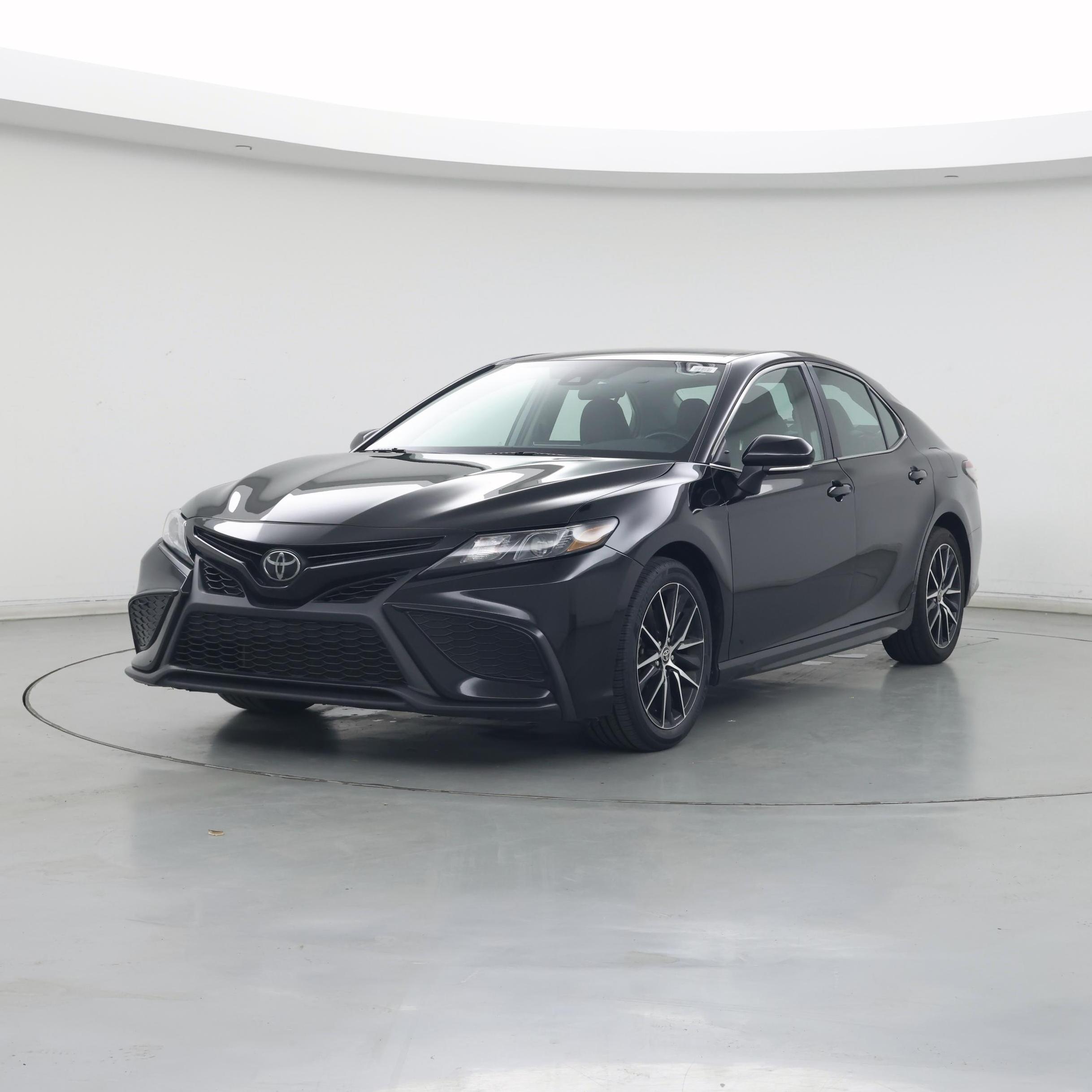 Thumbnail: 2023 Toyota Camry - 4