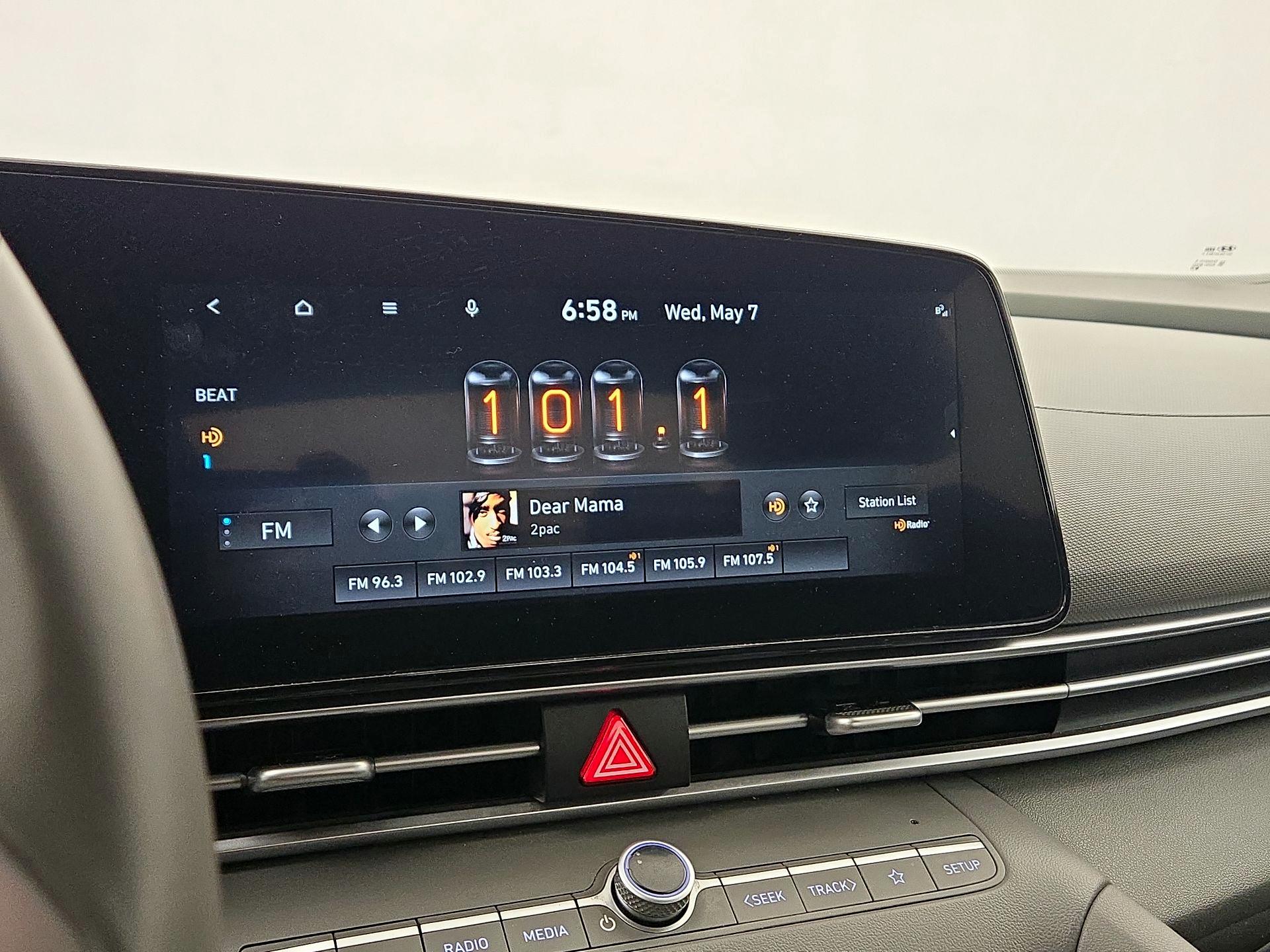 Thumbnail: 2023 Hyundai Elantra - 16