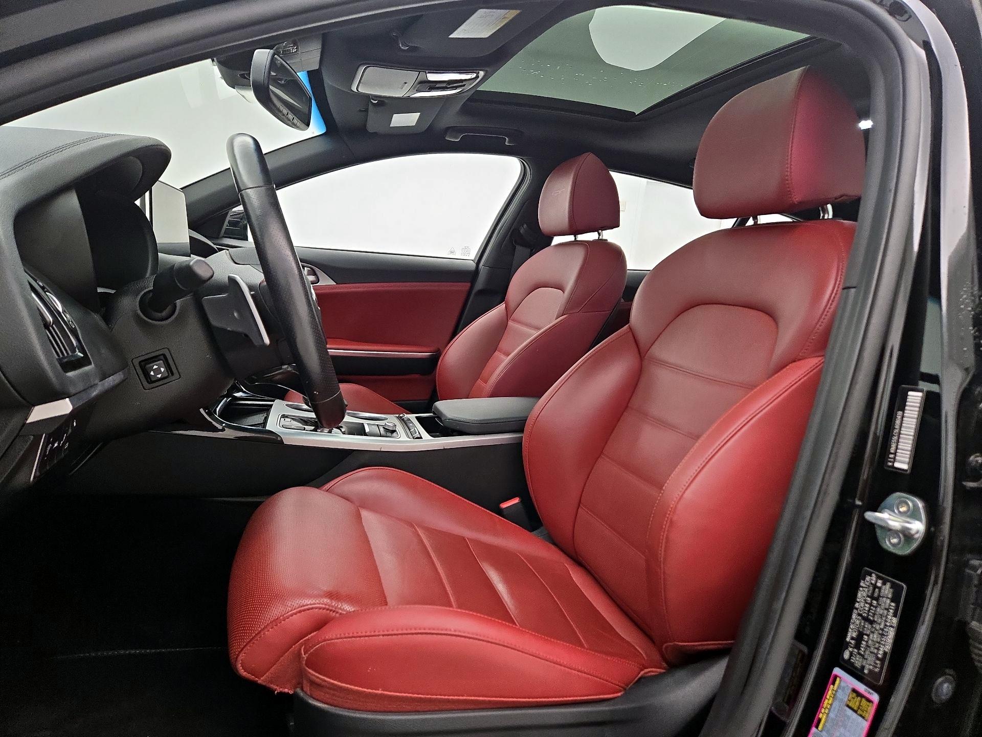 Thumbnail: 2020 Kia Stinger - 11