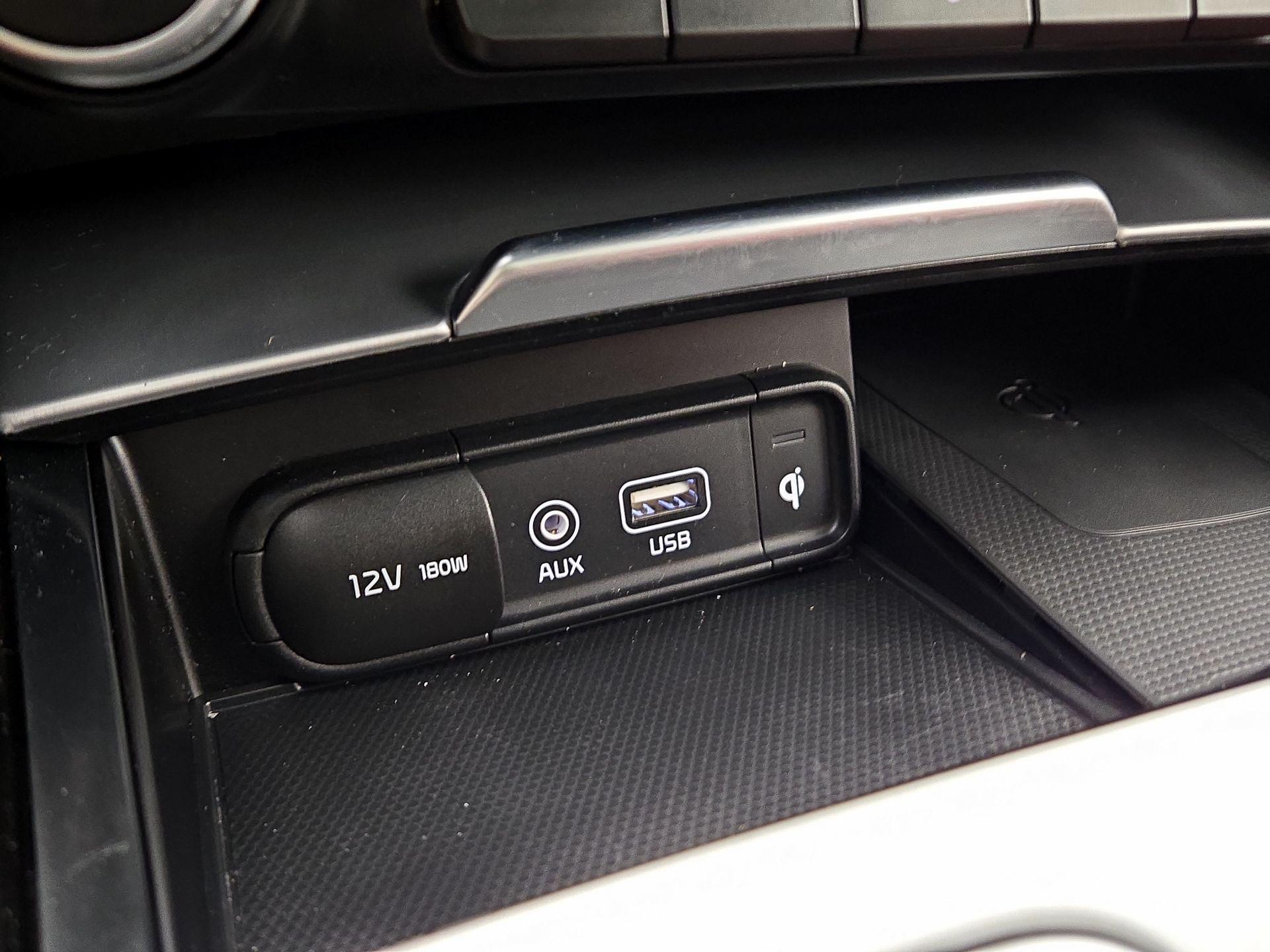 Thumbnail: 2020 Kia Stinger - 18