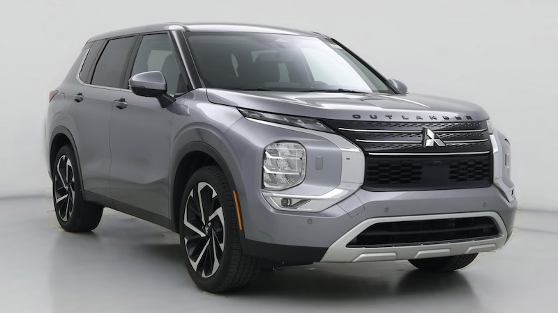 2022 Mitsubishi Outlander SE Hero Image