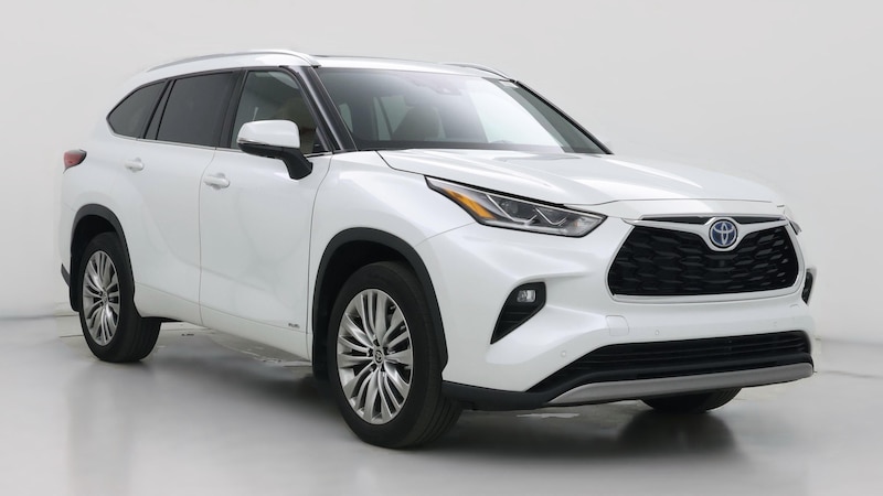 2022 Toyota Highlander Platinum Hero Image