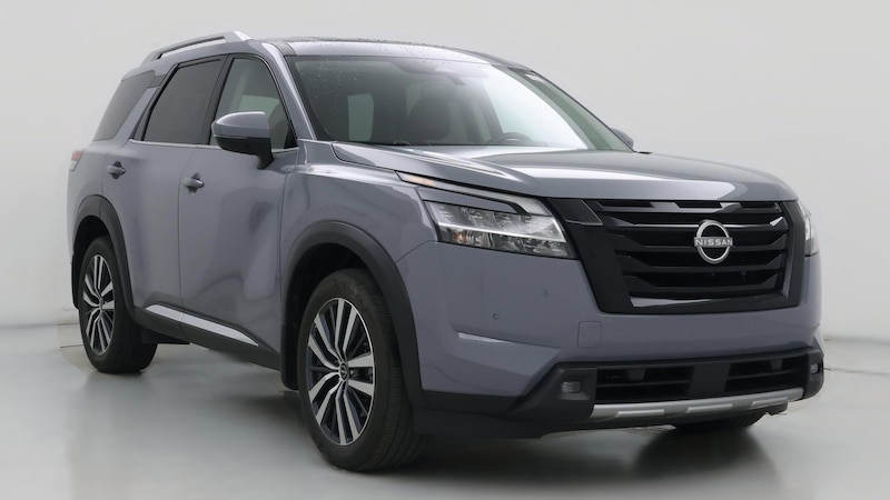 2022 Nissan Pathfinder Platinum Hero Image
