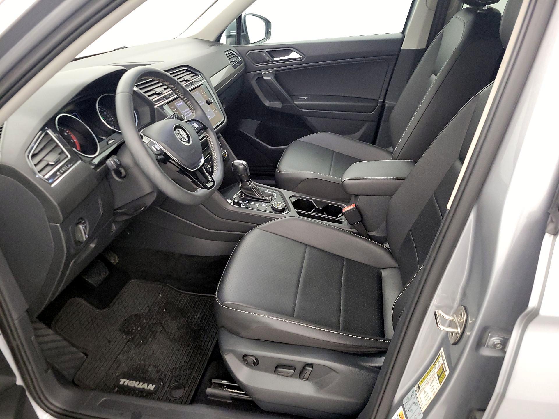 Thumbnail: 2021 Volkswagen Tiguan - 11
