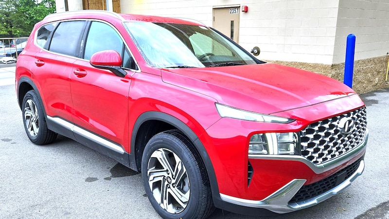 2022 Hyundai Santa Fe SEL Hero Image