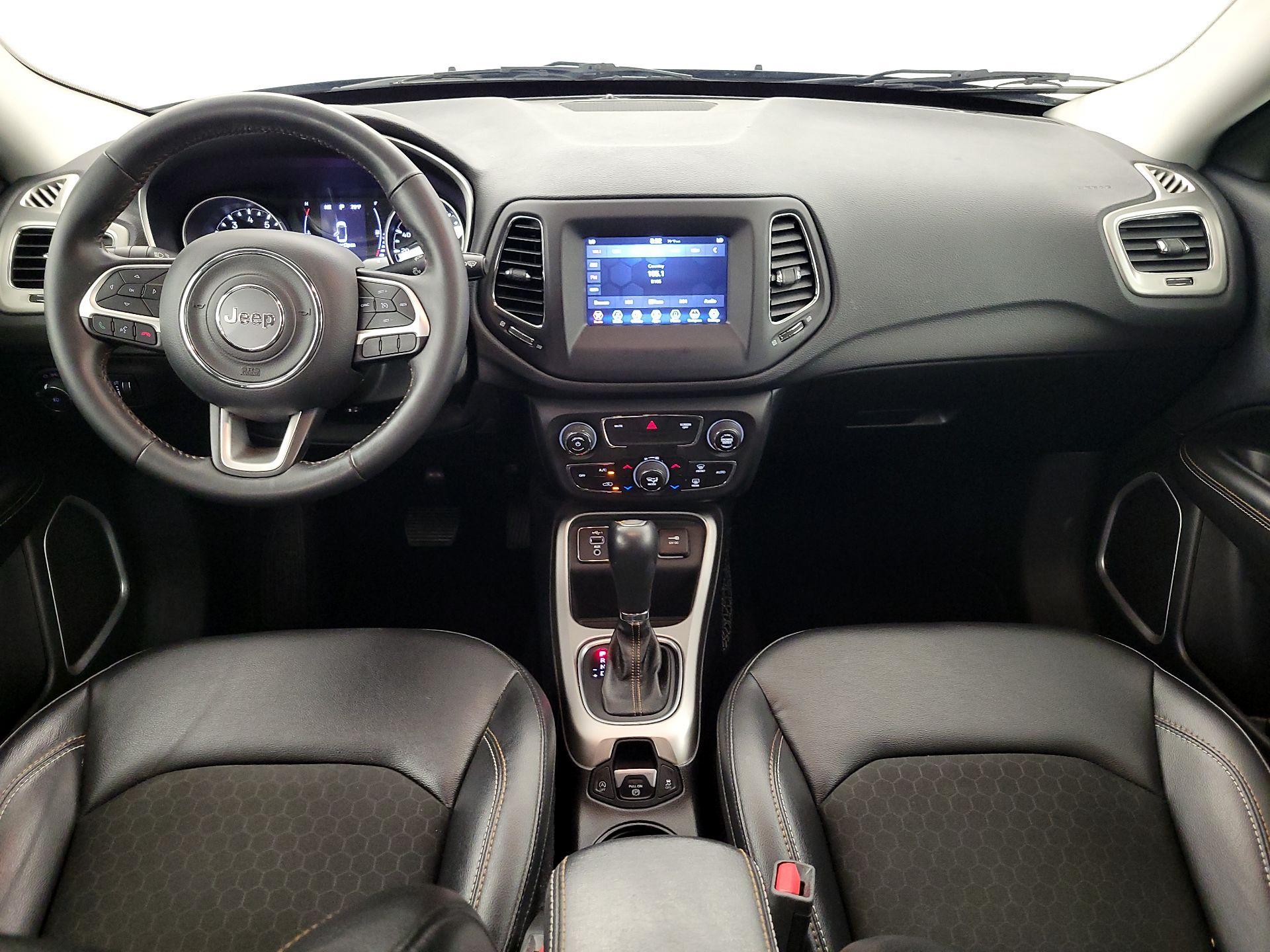 Thumbnail: 2019 Jeep Compass - 9