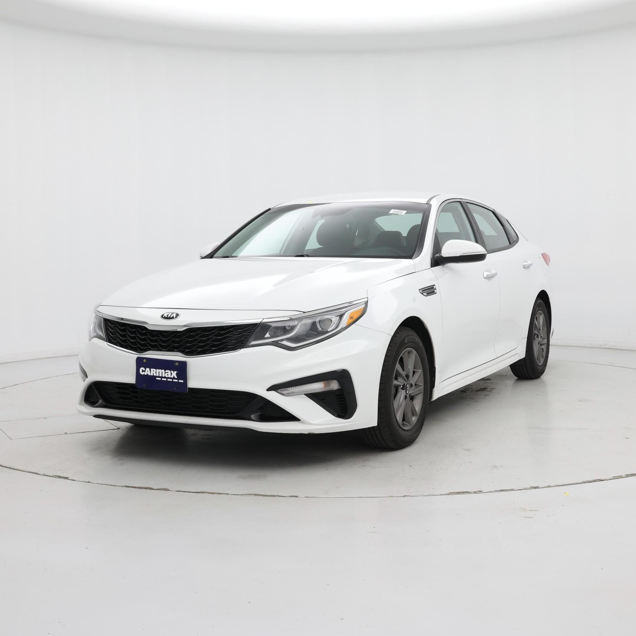 Thumbnail: 2020 Kia Optima - 4