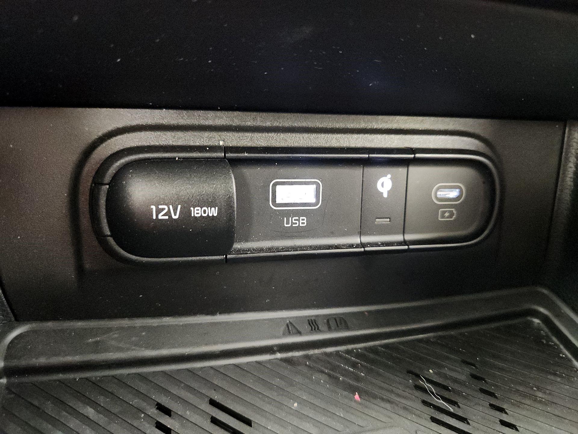 Thumbnail: 2023 Kia Sportage - 19