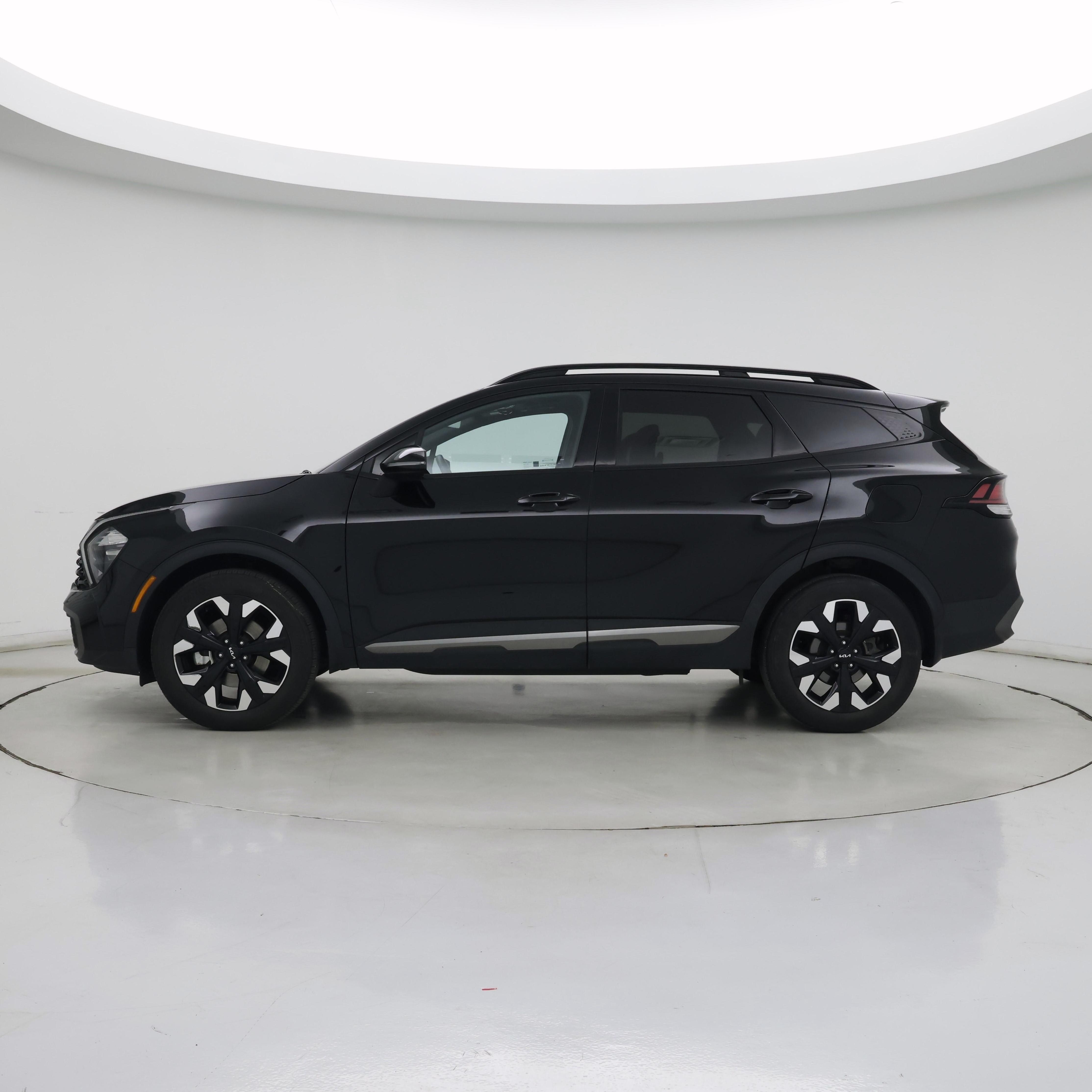 Thumbnail: 2023 Kia Sportage - 3