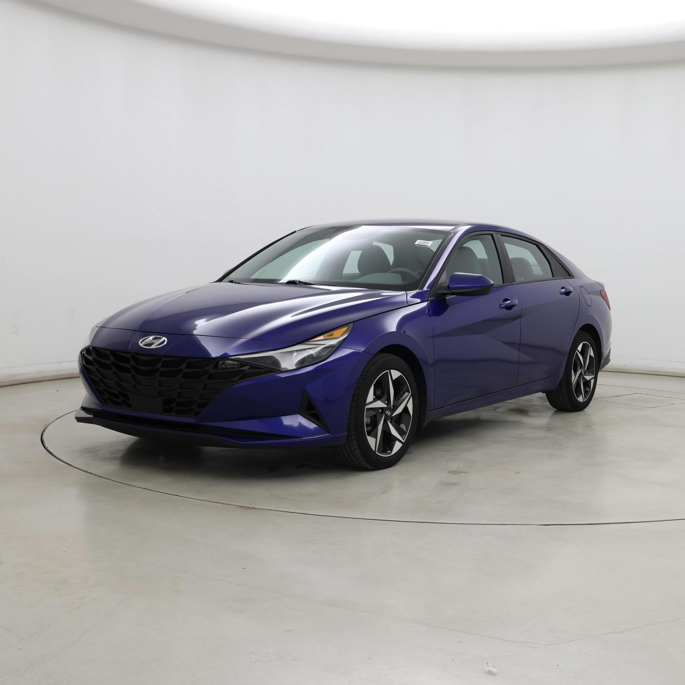 Thumbnail: 2023 Hyundai Elantra - 4