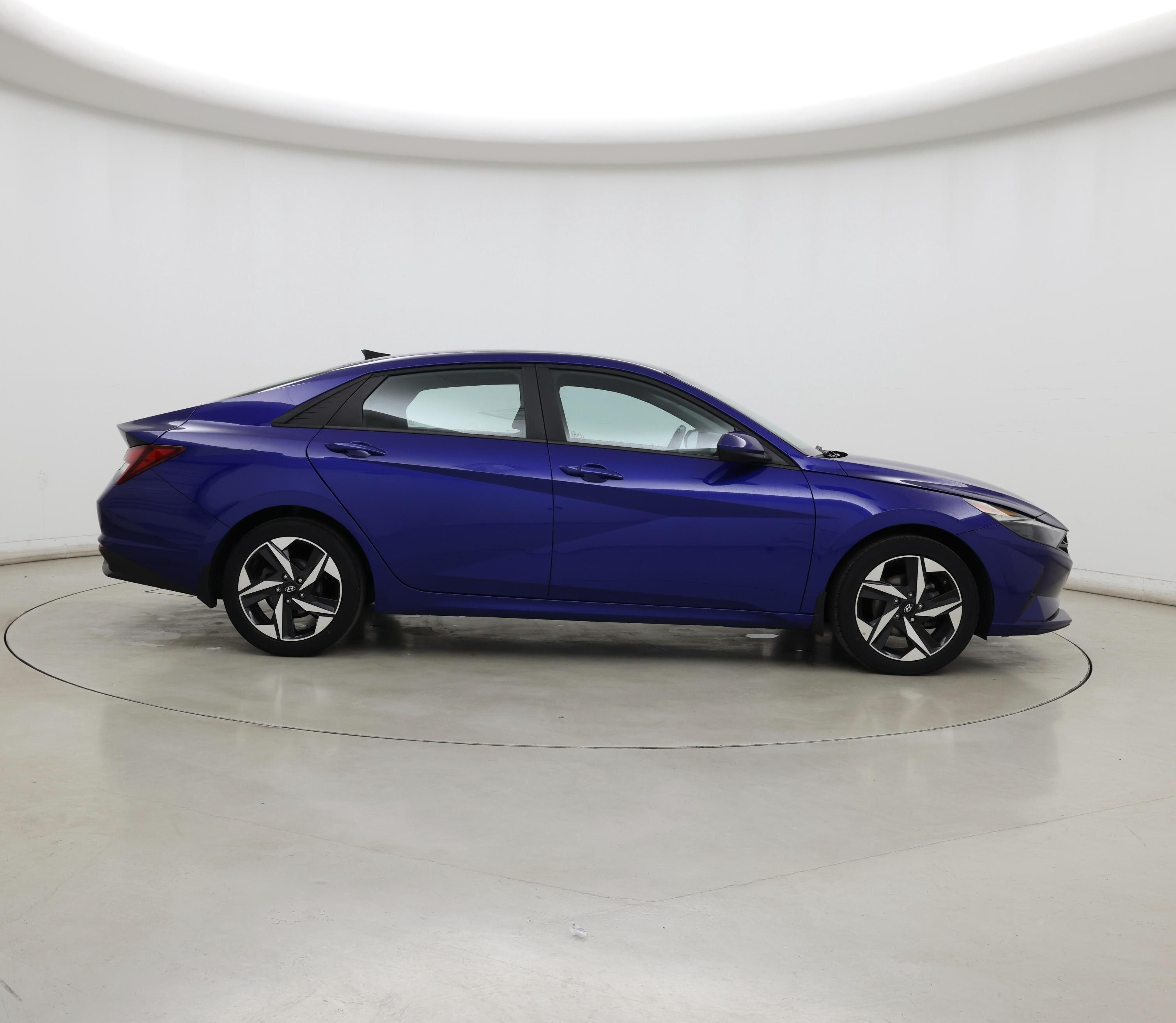 Thumbnail: 2023 Hyundai Elantra - 7