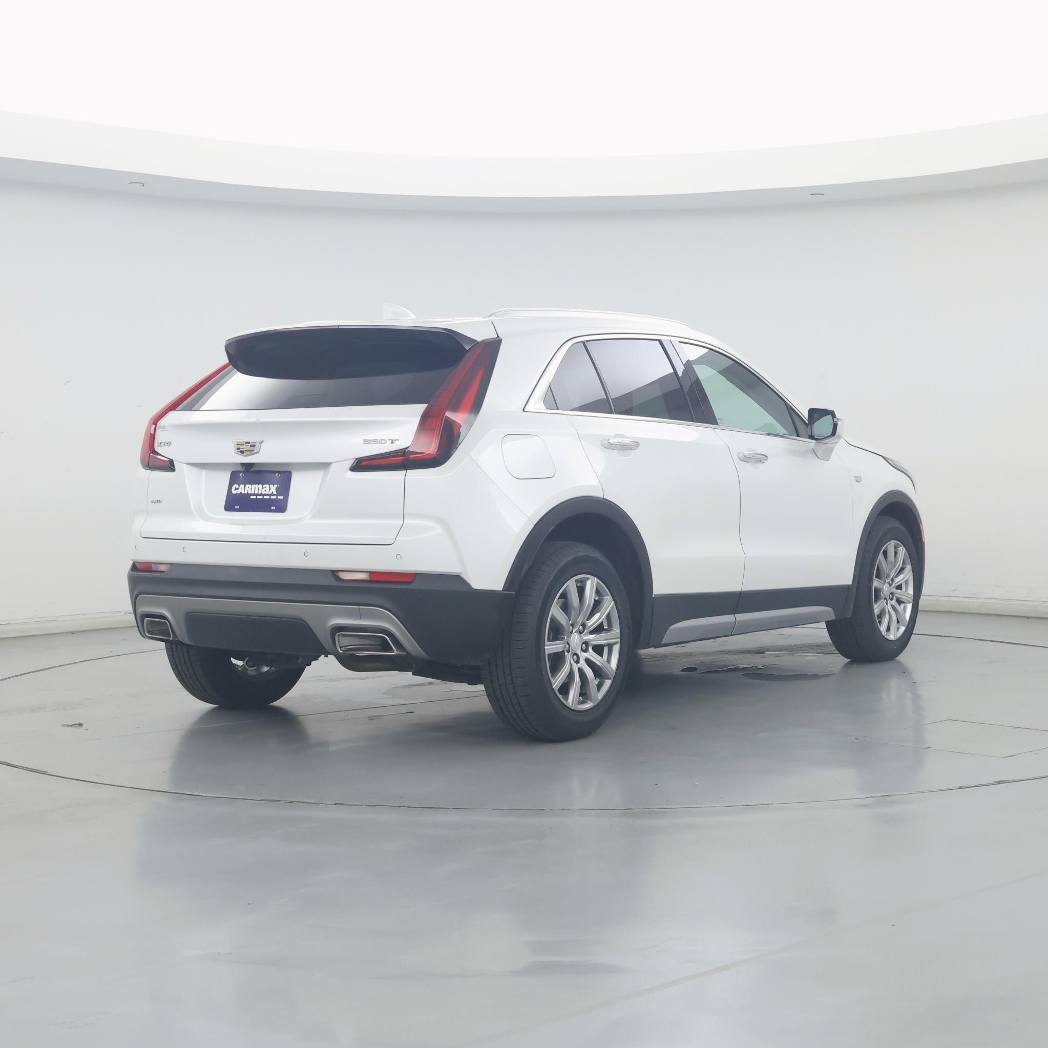Thumbnail: 2023 Cadillac XT4 - 8