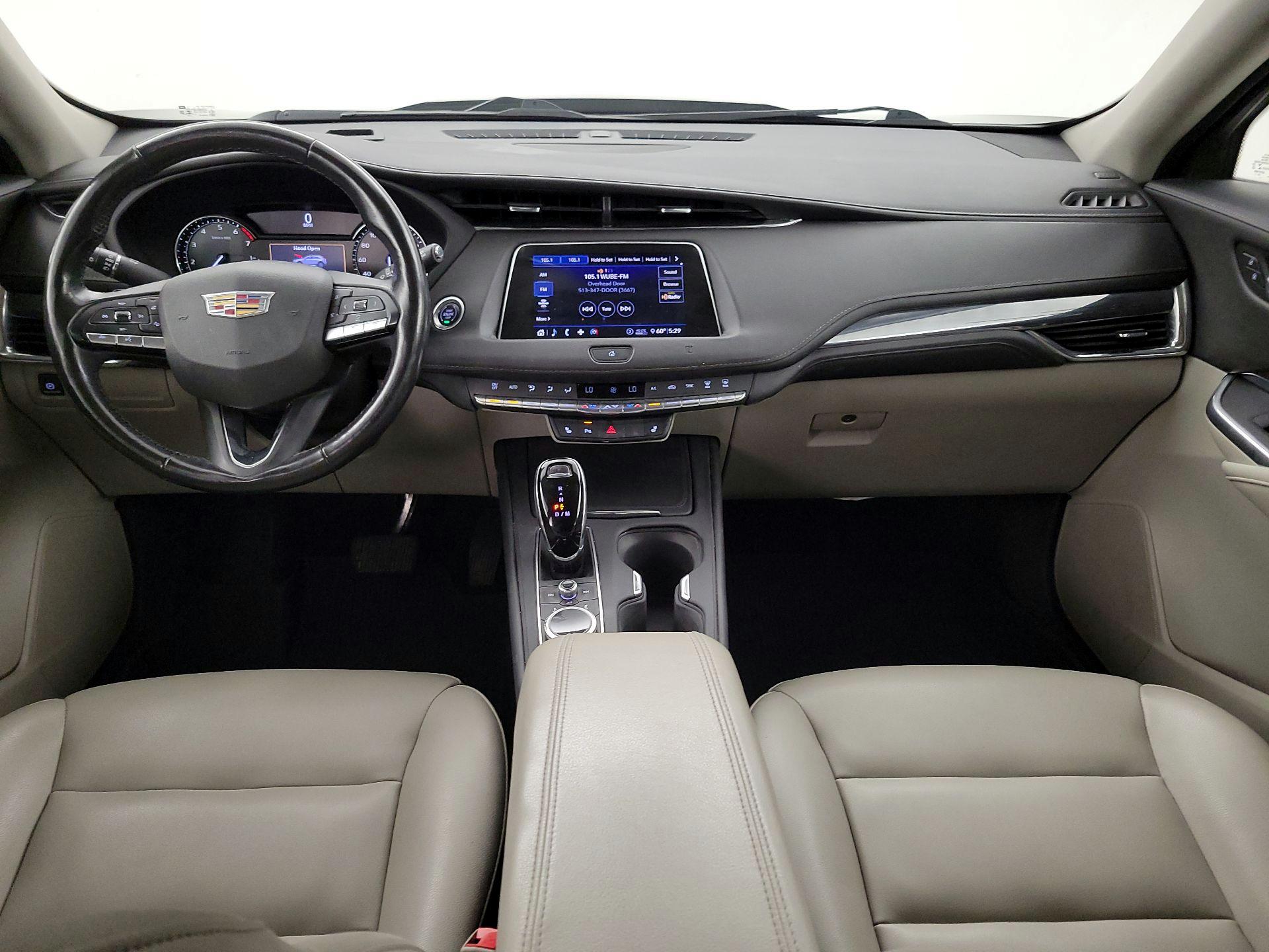 Thumbnail: 2020 Cadillac XT4 - 9