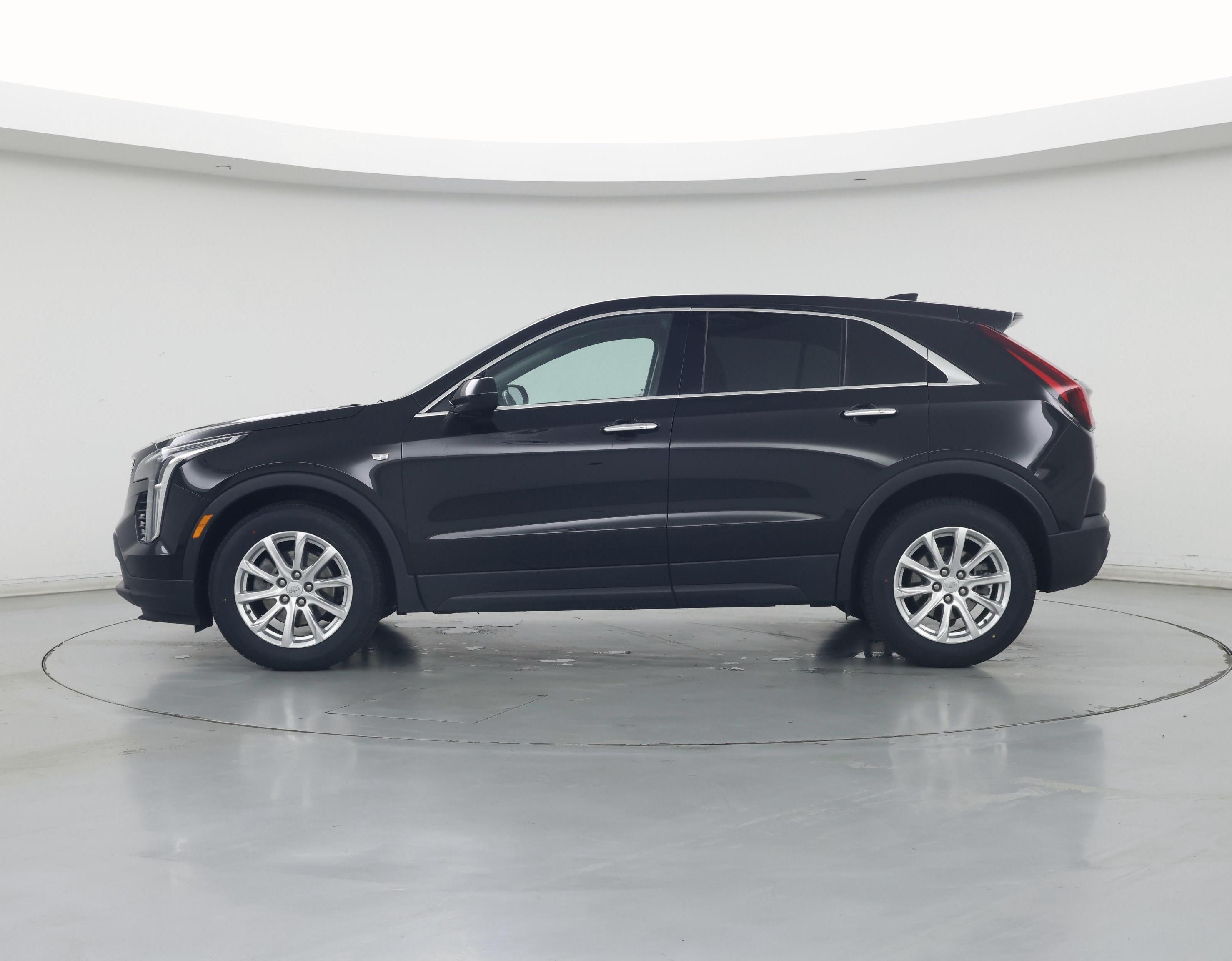 Thumbnail: 2020 Cadillac XT4 - 3