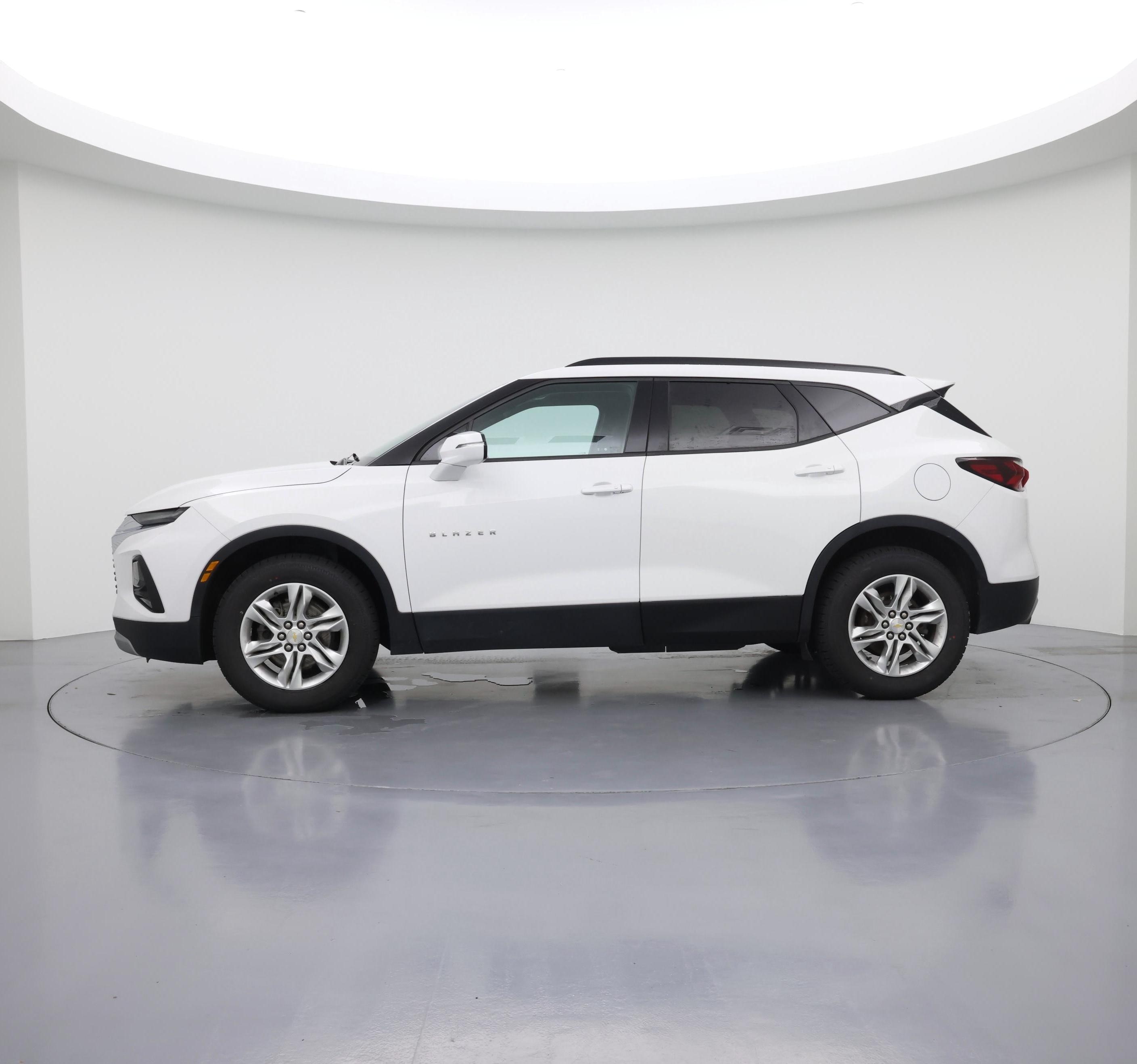 Thumbnail: 2021 Chevrolet Blazer - 3