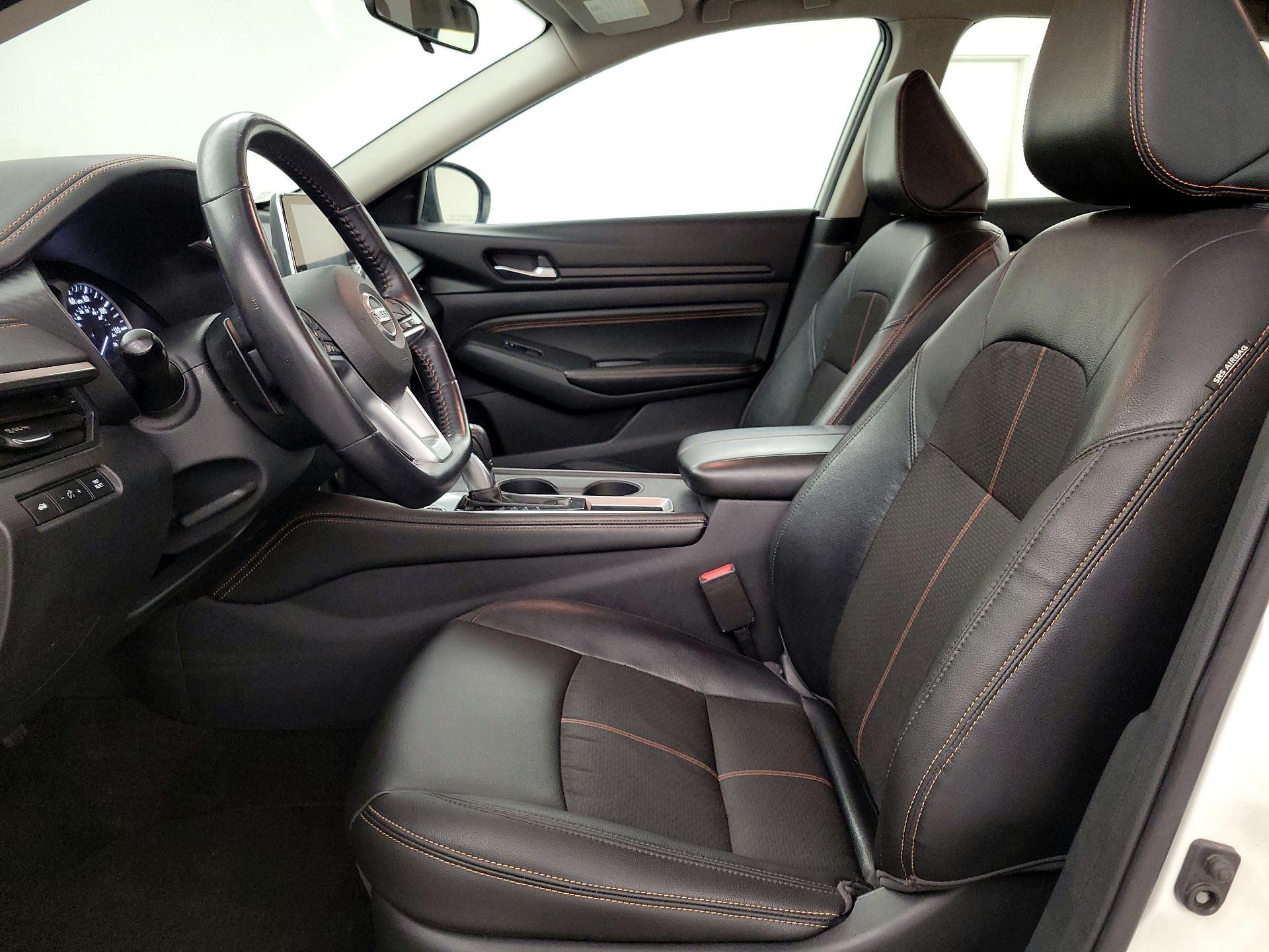 Thumbnail: 2019 Nissan Altima - 11