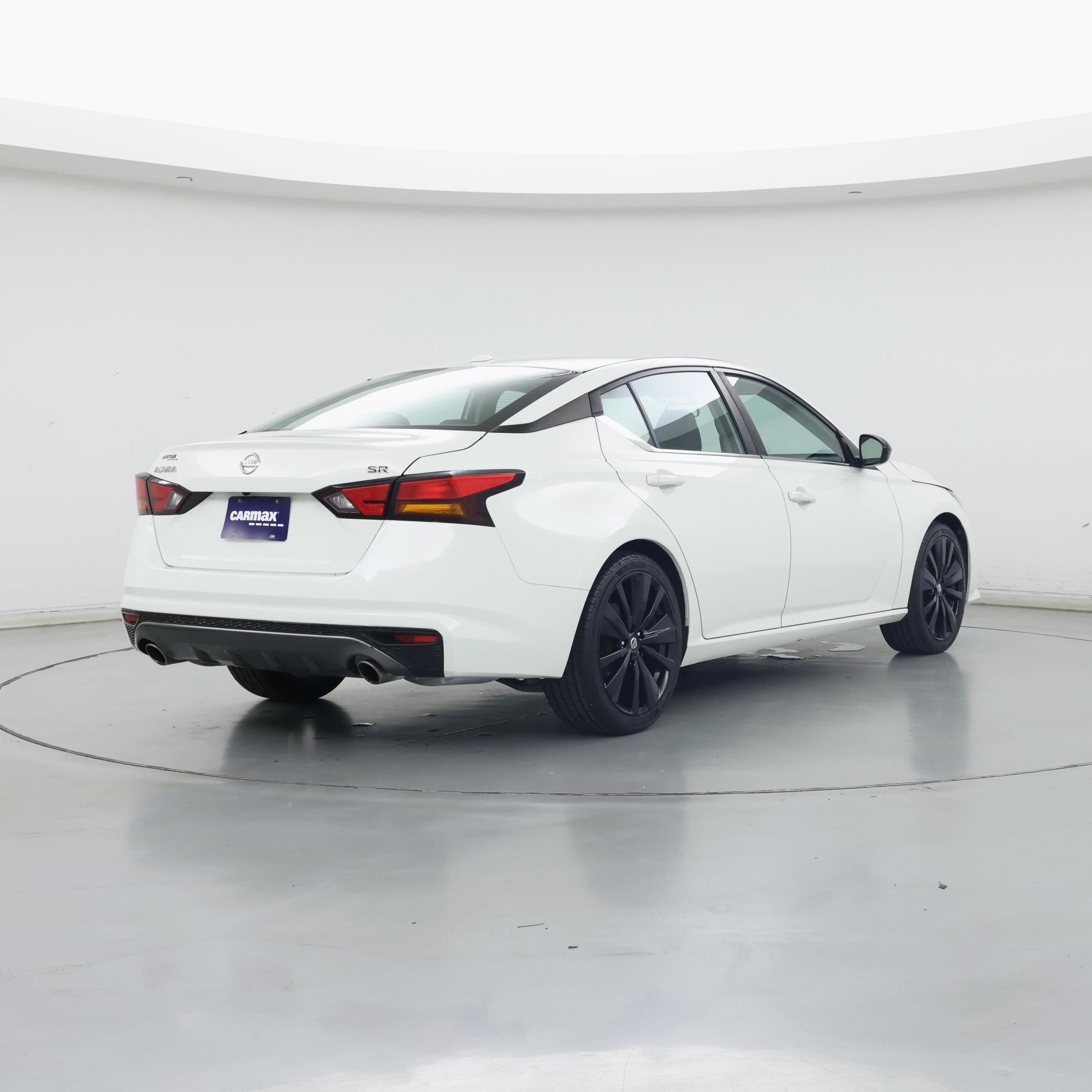 Thumbnail: 2019 Nissan Altima - 8