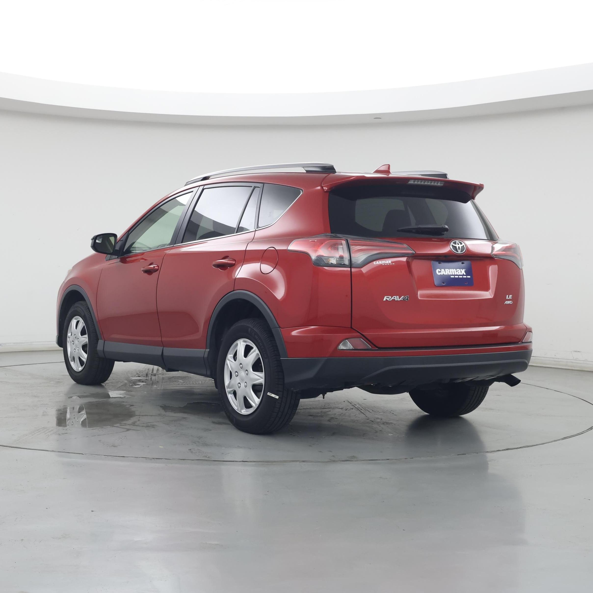 Thumbnail: 2017 Toyota RAV4 - 2