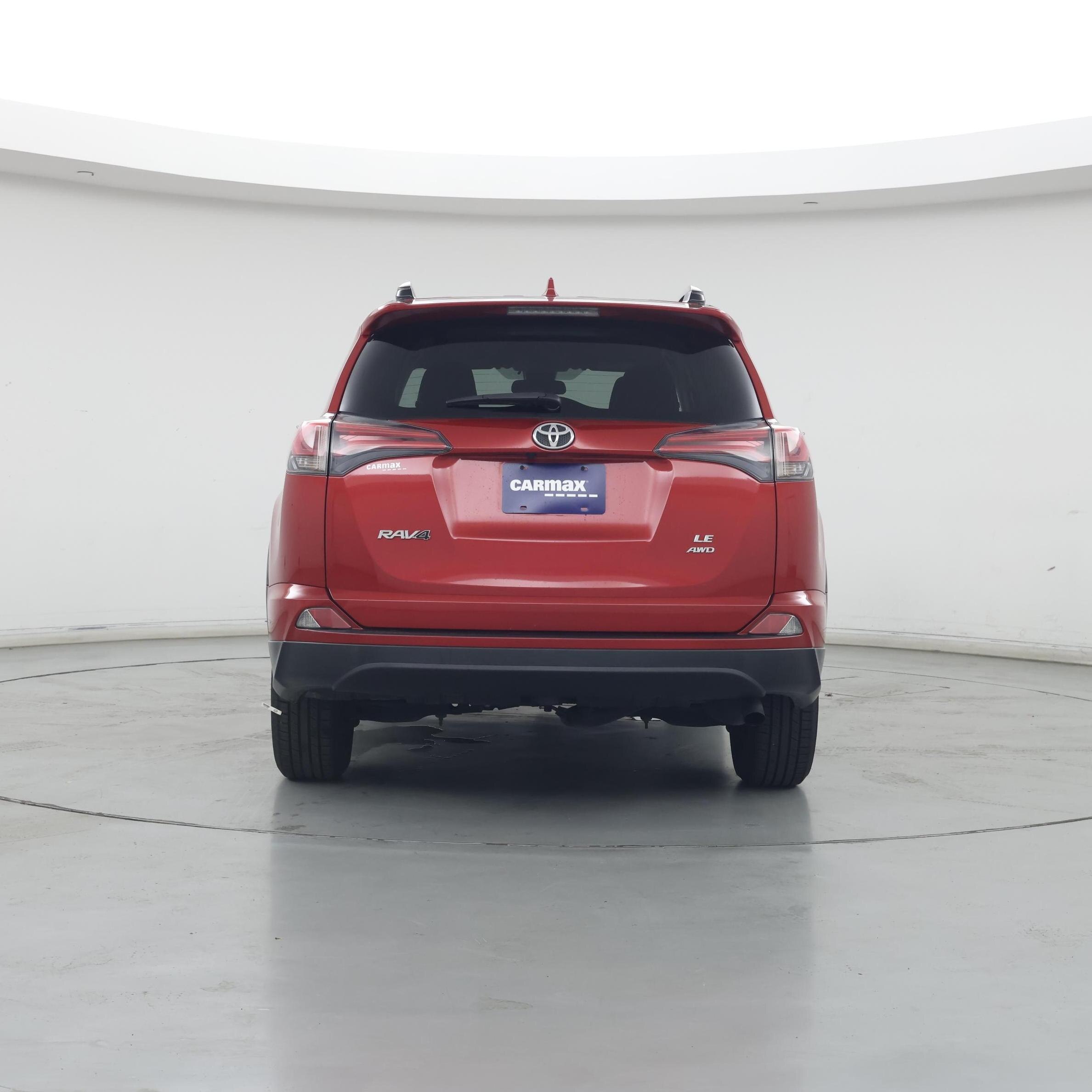 Thumbnail: 2017 Toyota RAV4 - 6