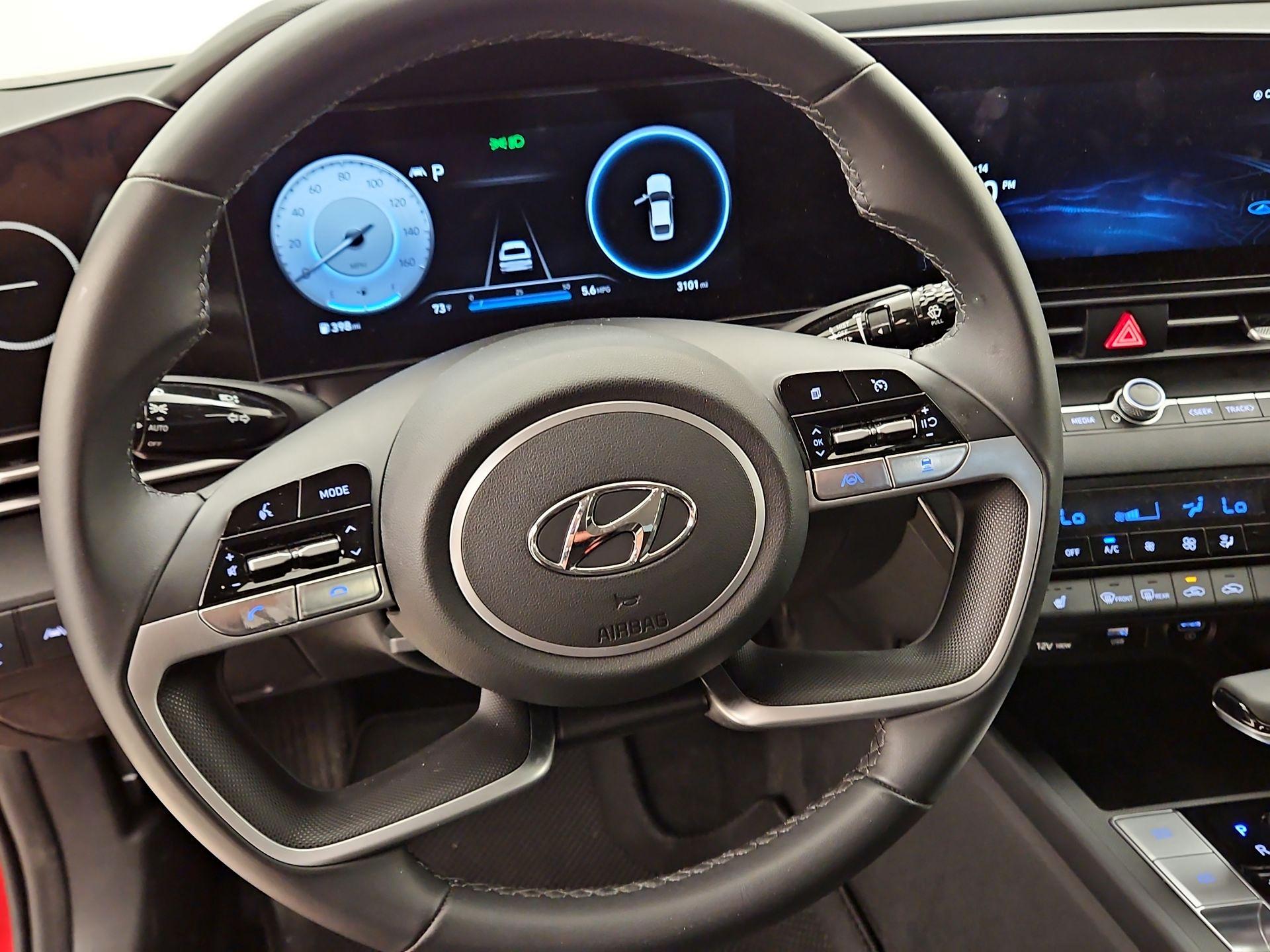 Thumbnail: 2023 Hyundai Elantra - 10