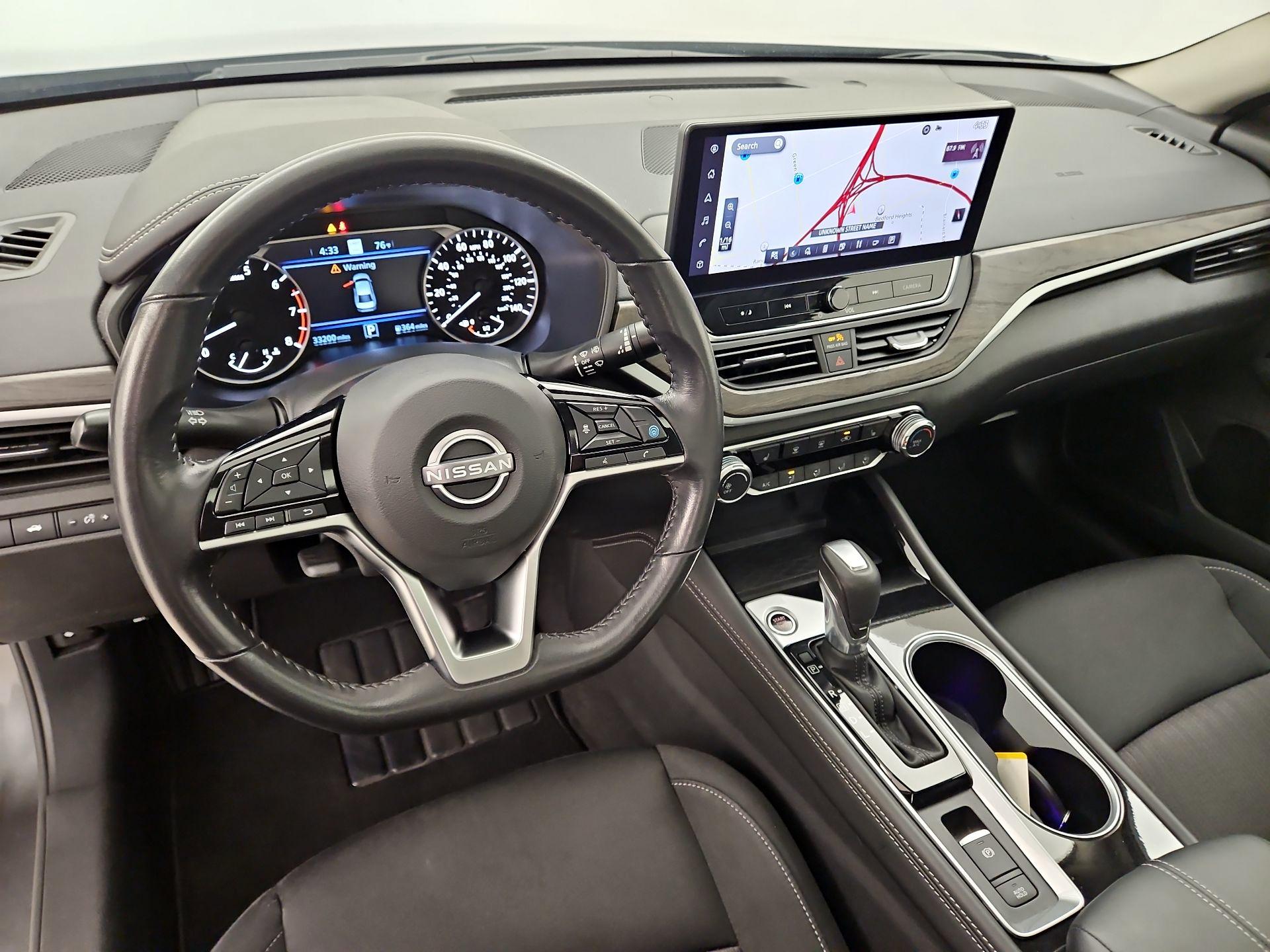 Thumbnail: 2023 Nissan Altima - 9