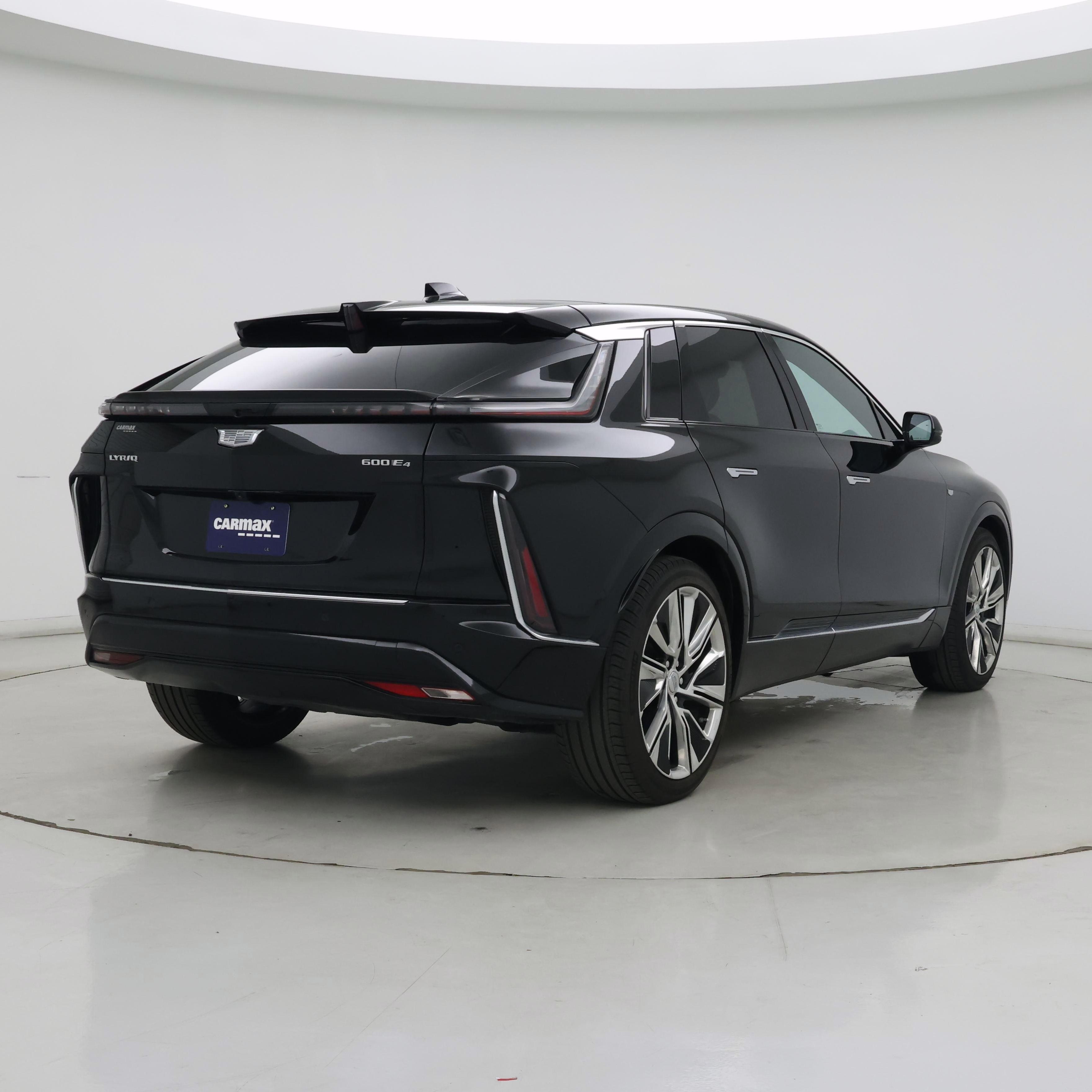 Thumbnail: 2024 Cadillac Lyriq - 8