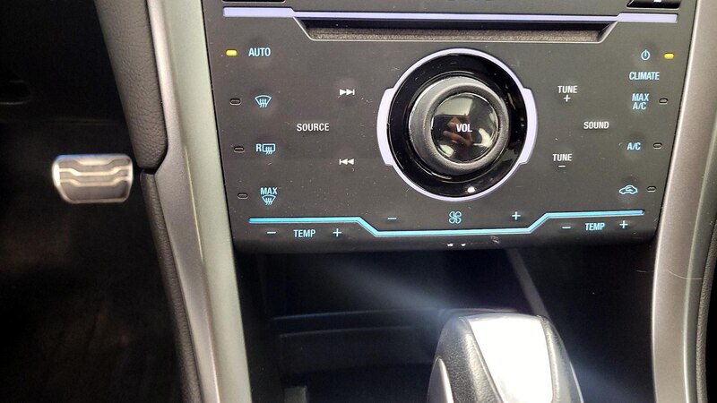 2013 Ford Fusion Titanium 17