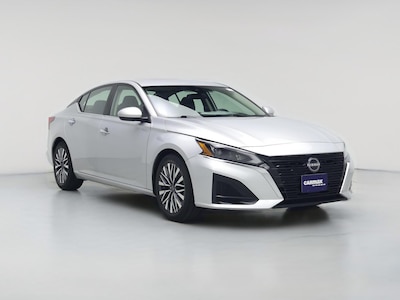 2023 Nissan Altima SV -
                Naperville, IL
