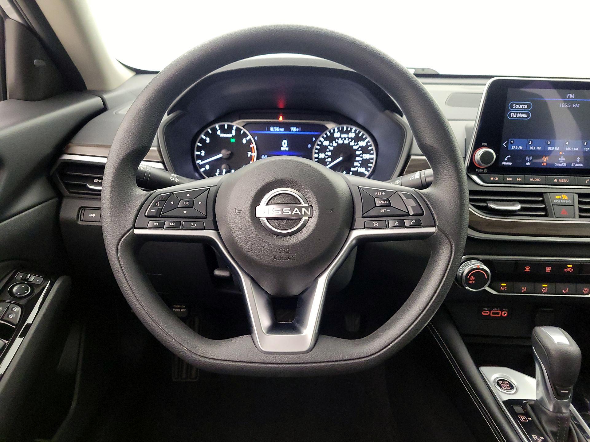 Thumbnail: 2023 Nissan Altima - 10