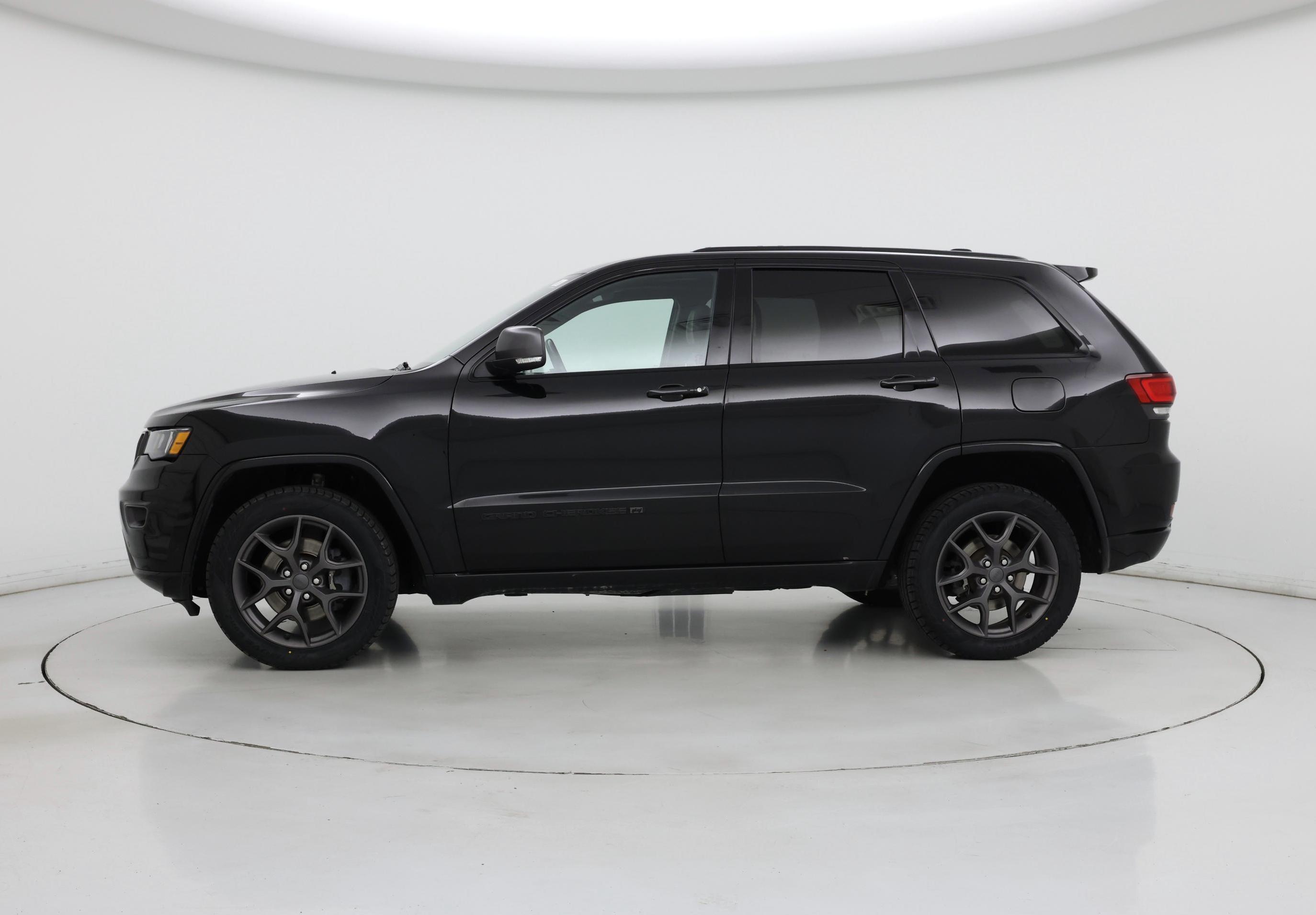 Thumbnail: 2021 Jeep Grand Cherokee - 3