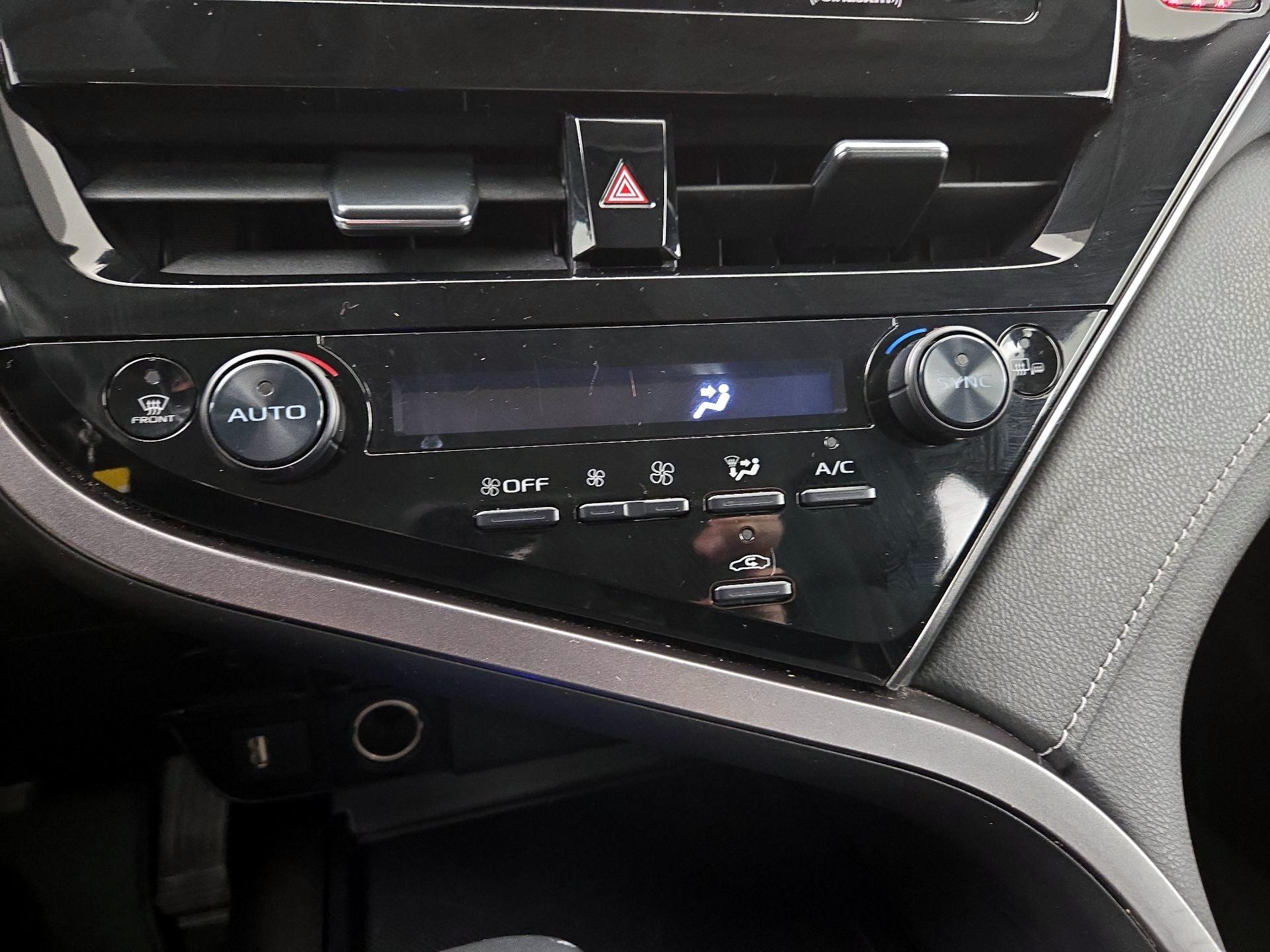 Thumbnail: 2023 Toyota Camry - 16