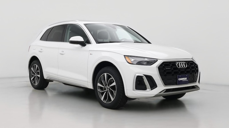 2023 Audi Q5 e Premium Plus Hero Image