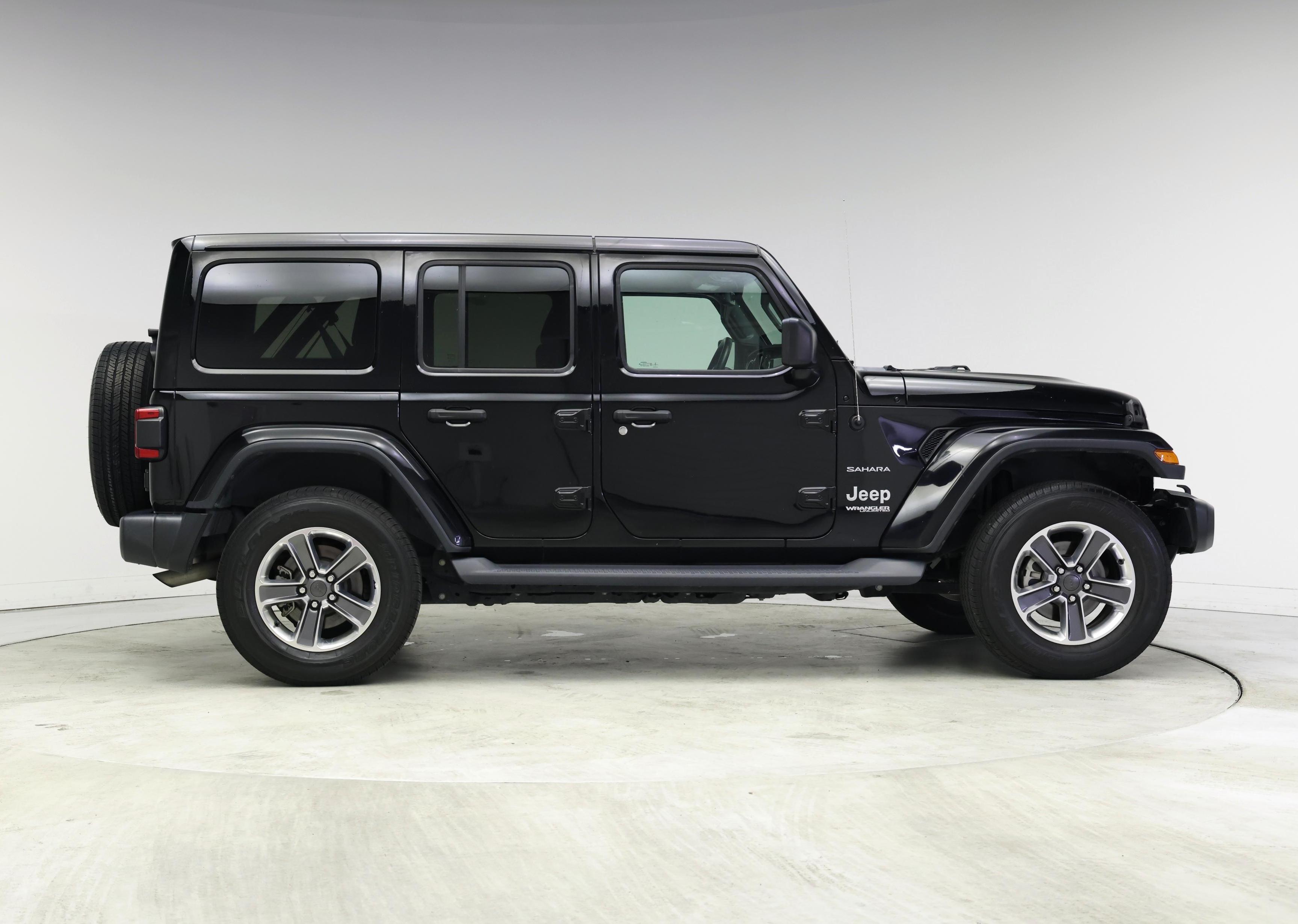 Thumbnail: 2021 Jeep Wrangler - 7