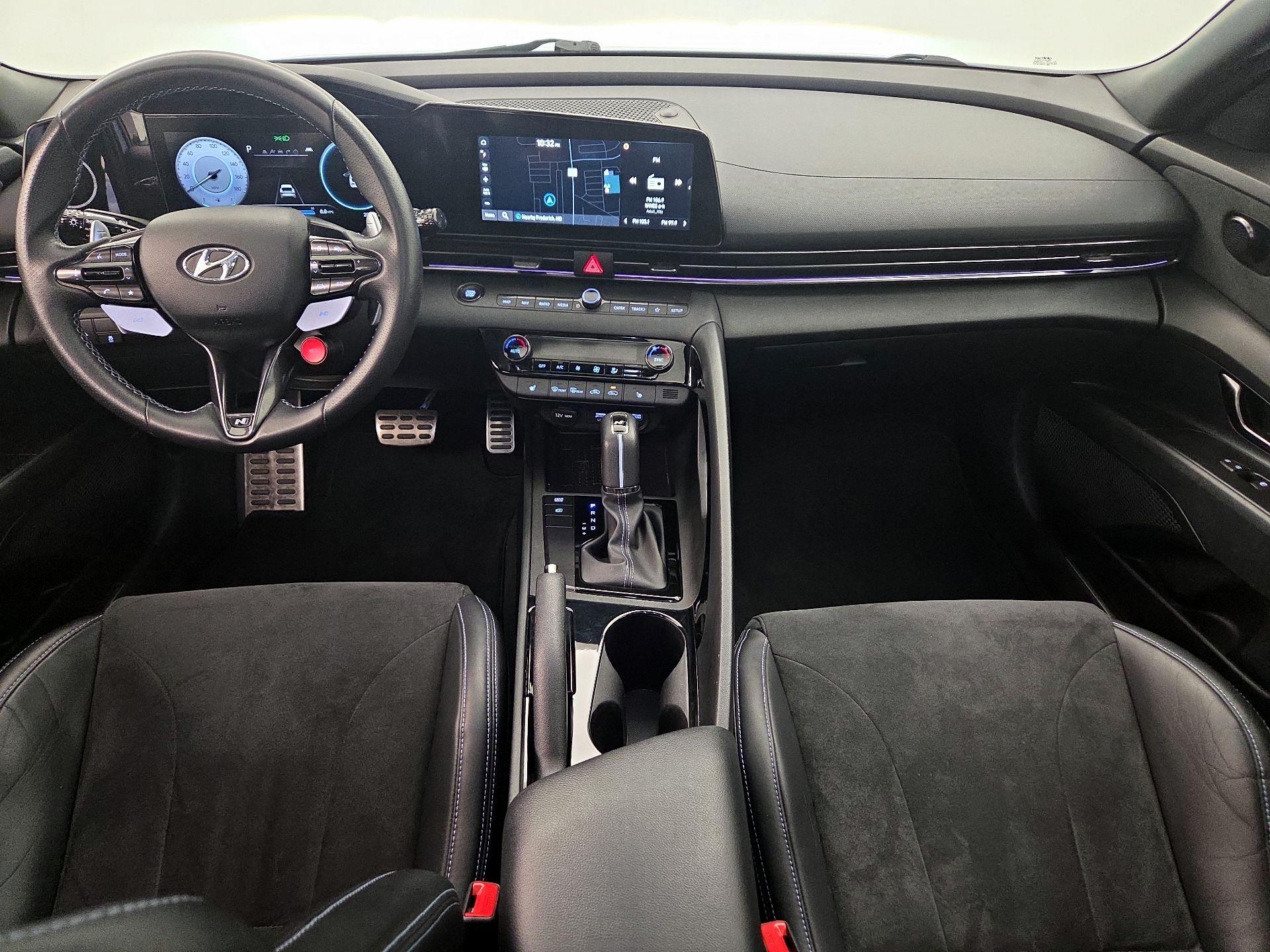 Thumbnail: 2022 Hyundai Elantra - 9