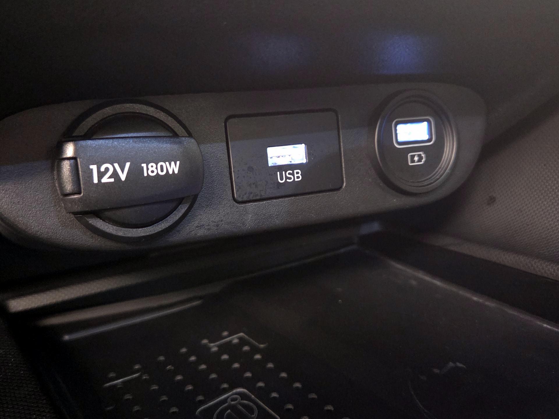 Thumbnail: 2022 Hyundai Elantra - 19