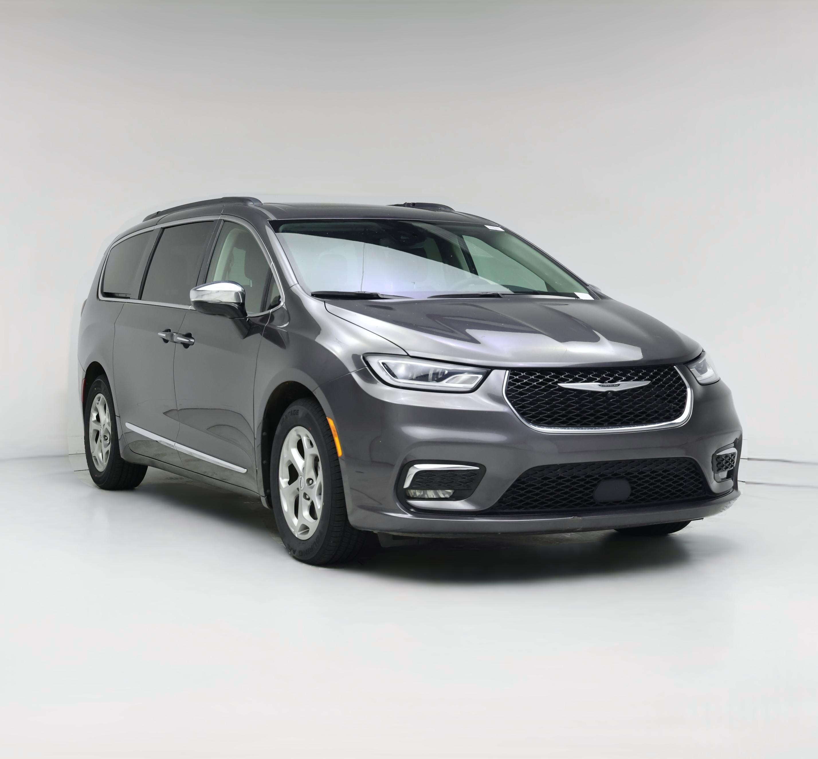Thumbnail: 2023 Chrysler Pacifica - 1