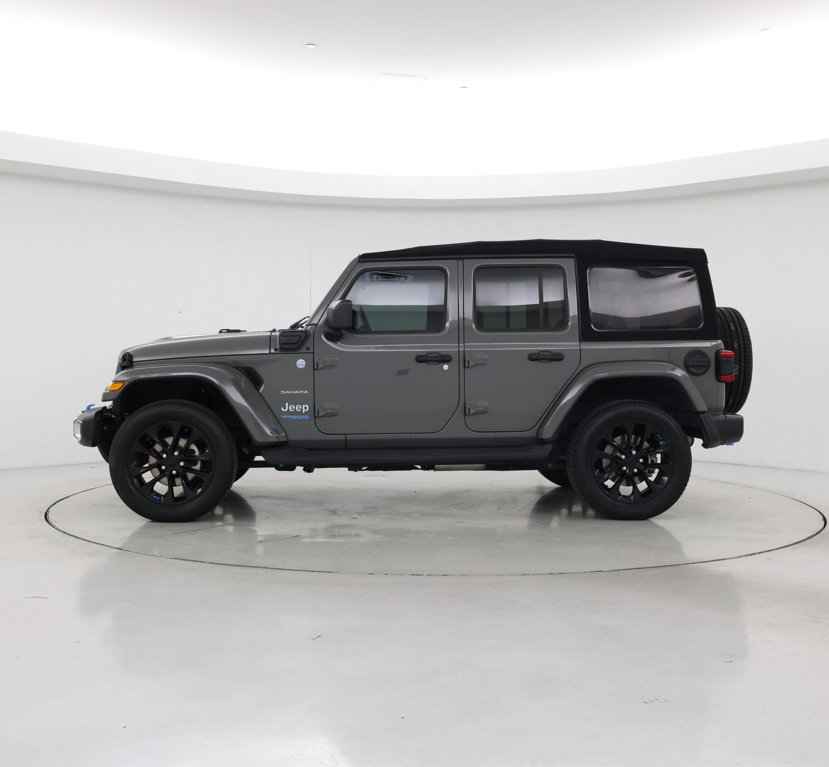 Thumbnail: 2022 Jeep Wrangler - 3