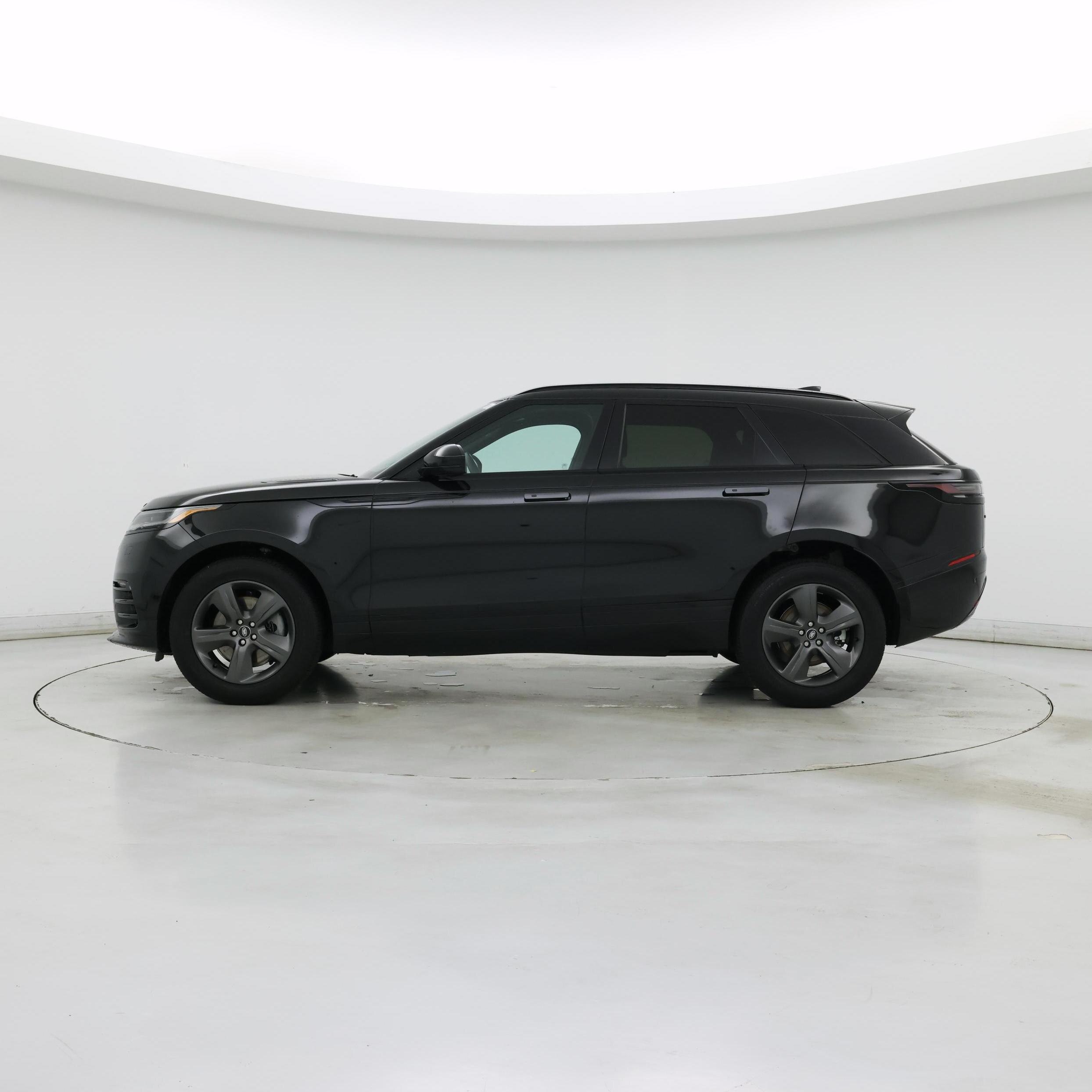 Thumbnail: 2025 Land Rover Range Rover Velar - 3