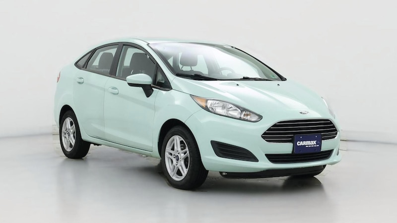 2017 Ford Fiesta SE Hero Image