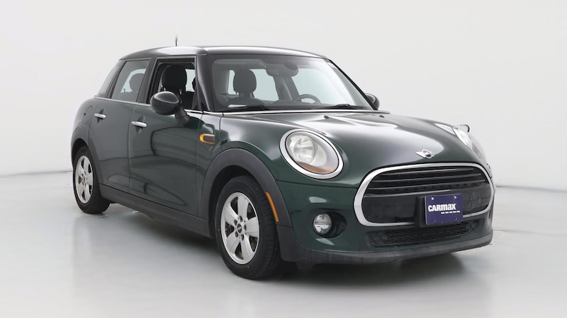 2016 MINI Cooper Hardtop  Hero Image
