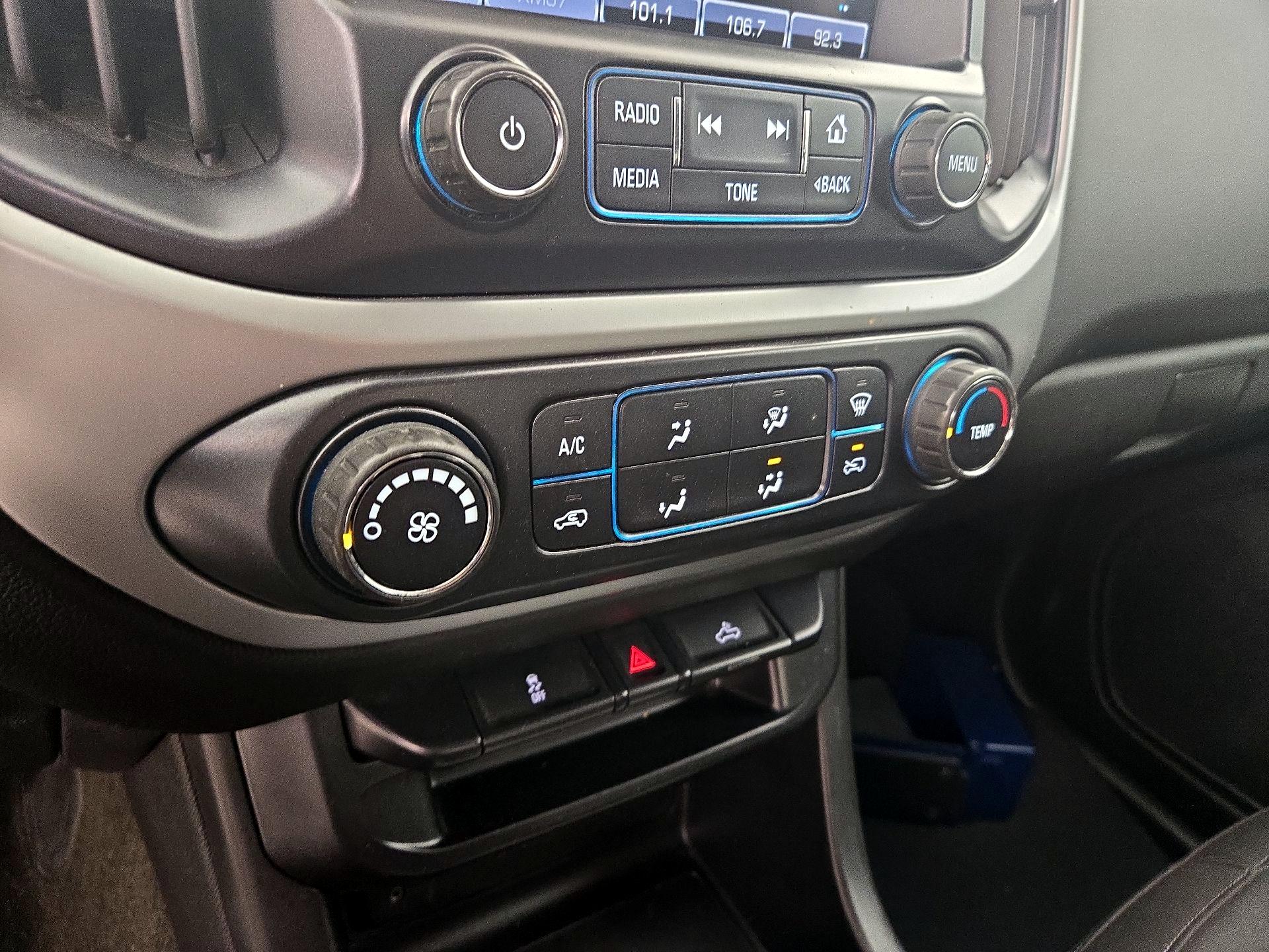 Thumbnail: 2016 Chevrolet Colorado - 16
