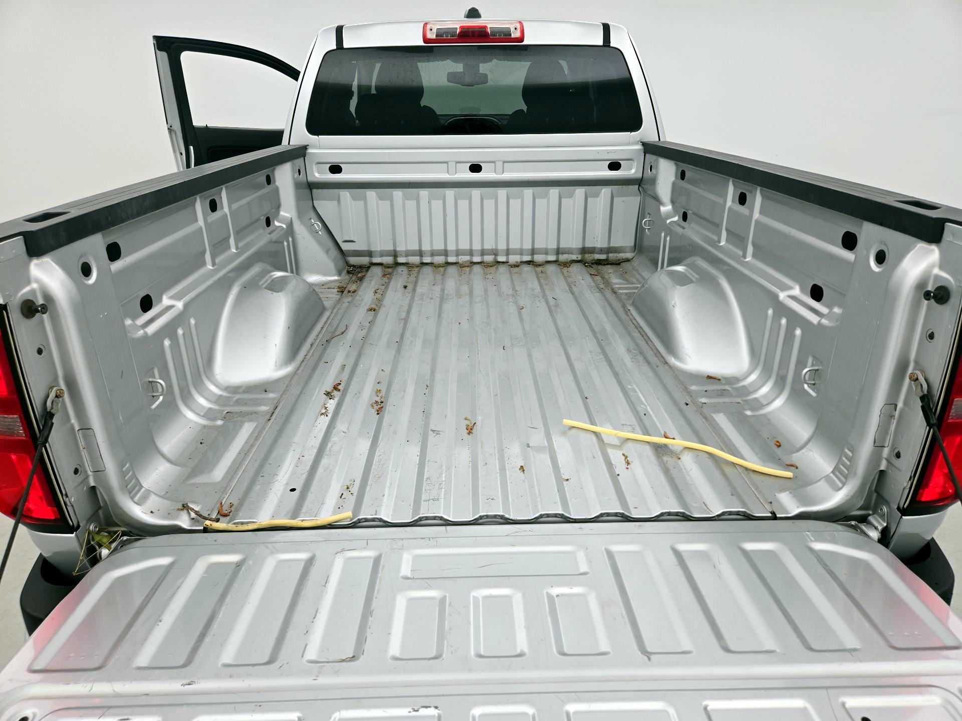 Thumbnail: 2016 Chevrolet Colorado - 20