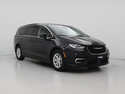 2023 Chrysler Pacifica Touring L -
                Gilbert, AZ