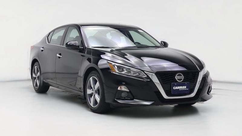 2019 Nissan Altima SV Hero Image